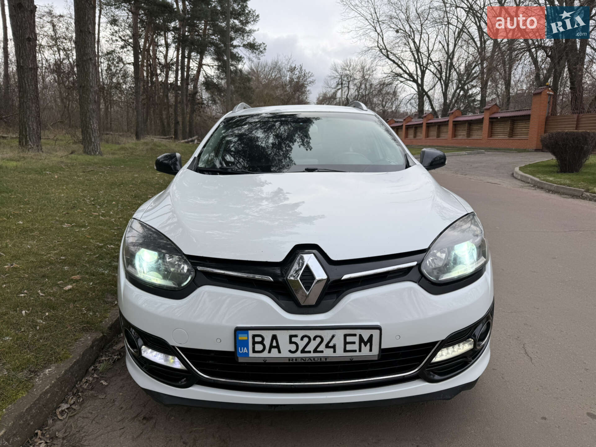 Renault Megane 2015 VIN VF1KZ030H53652411 фото оголошення 6 з 26