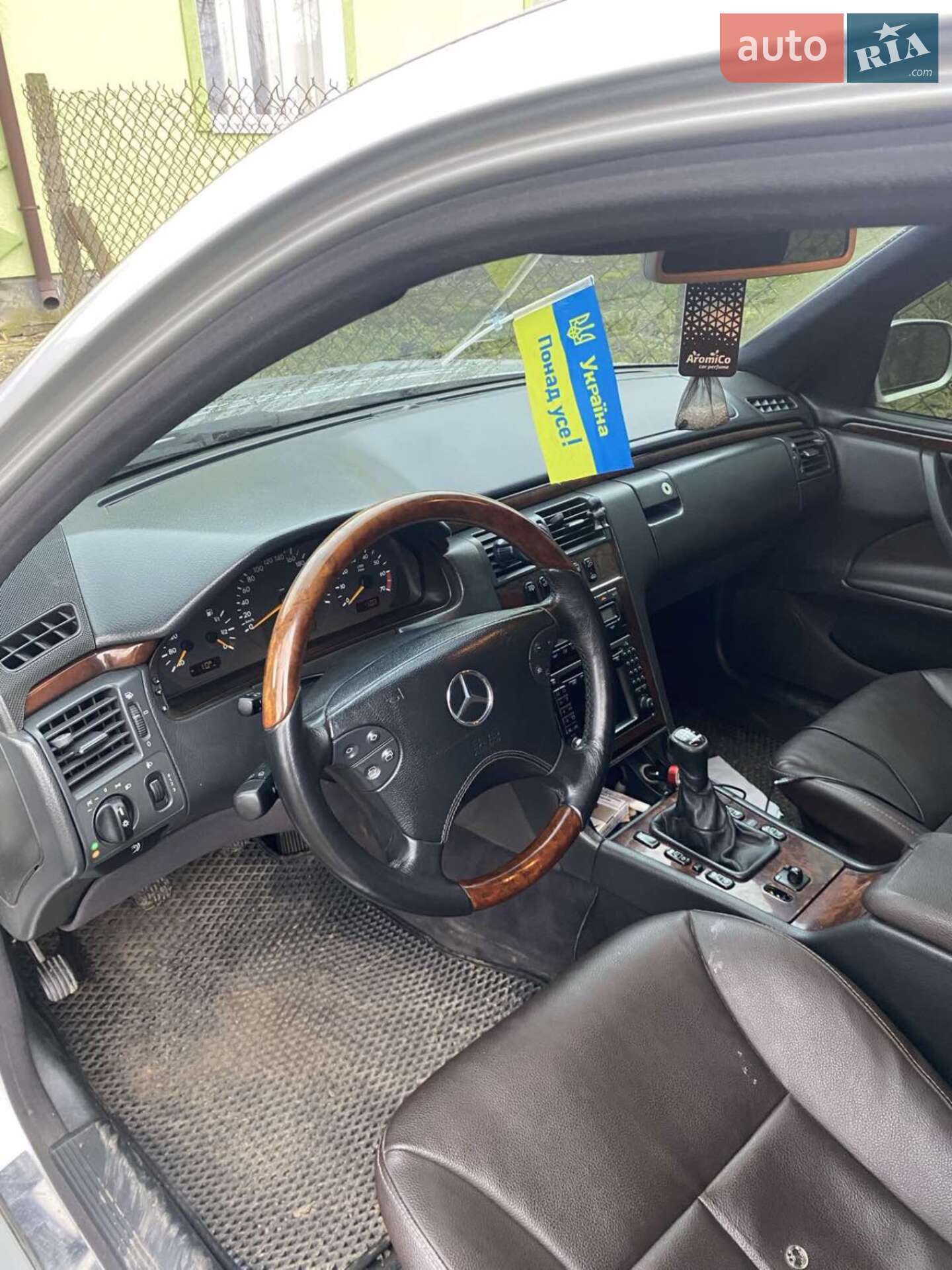 Mercedes-Benz E-Class 2000 VIN WDB2100451B049357 фото оголошення 5 з 9