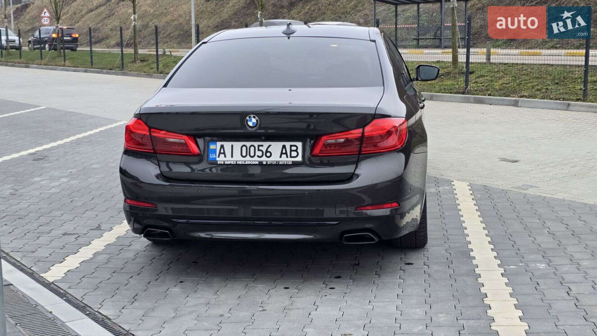 BMW 5 Series 2019 VIN WBAJD51060CD31992 фото оголошення 6 з 22