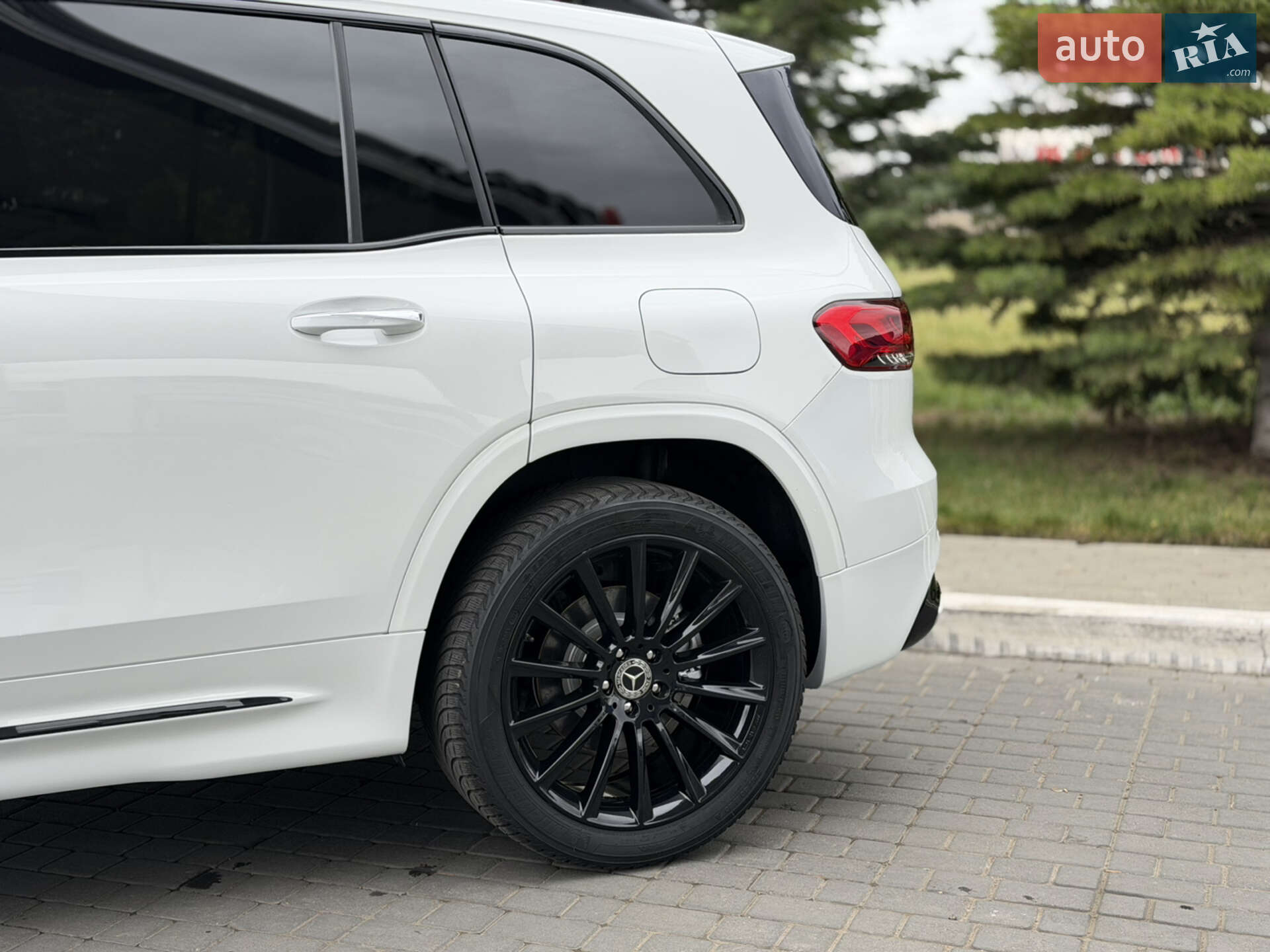 Mercedes-Benz GLB-Class 2021 VIN W1N4M4HB1MW150603 фото оголошення 4 з 31