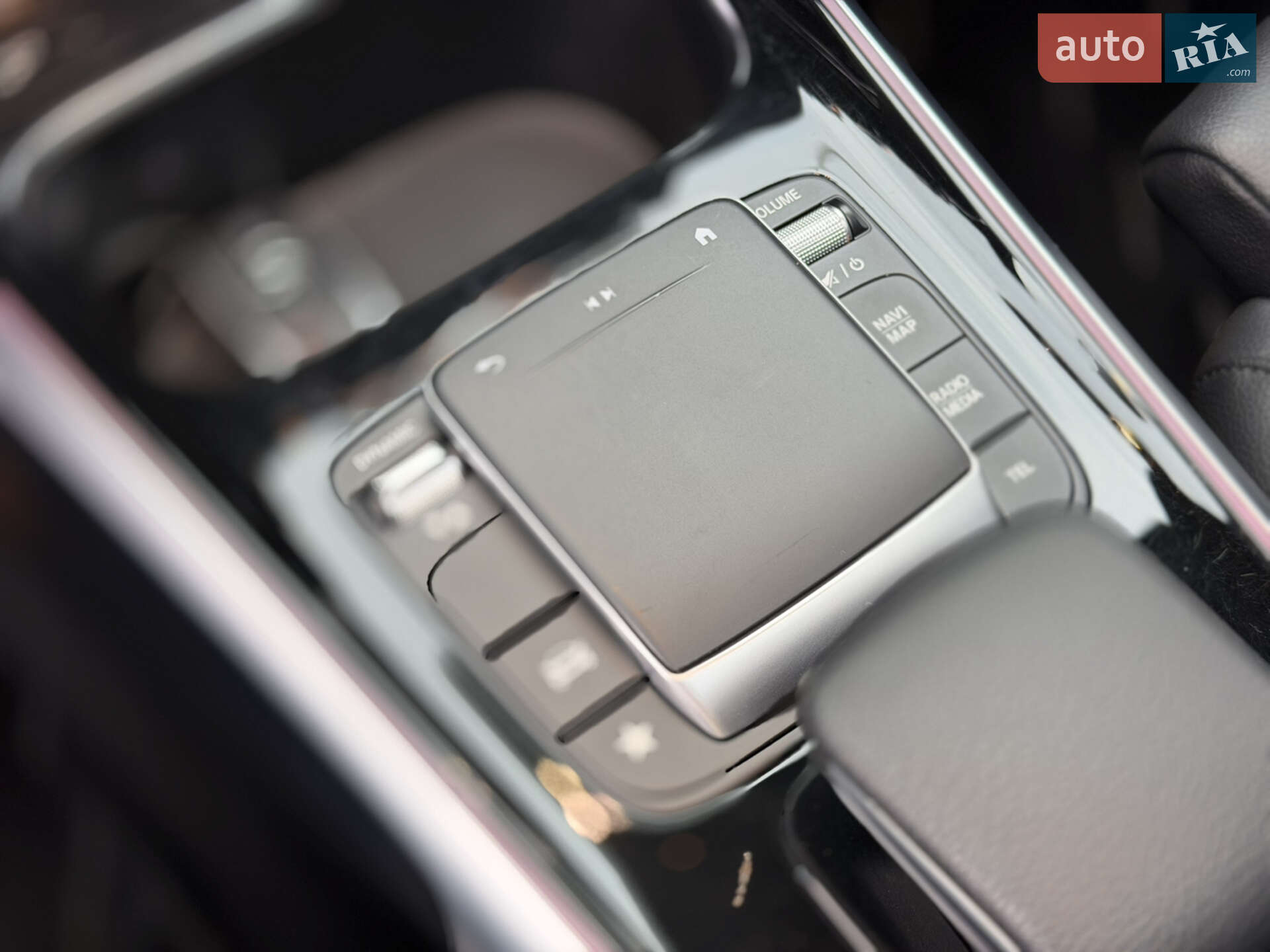 Mercedes-Benz GLB-Class 2021 VIN W1N4M4HB1MW150603 фото оголошення 21 з 31