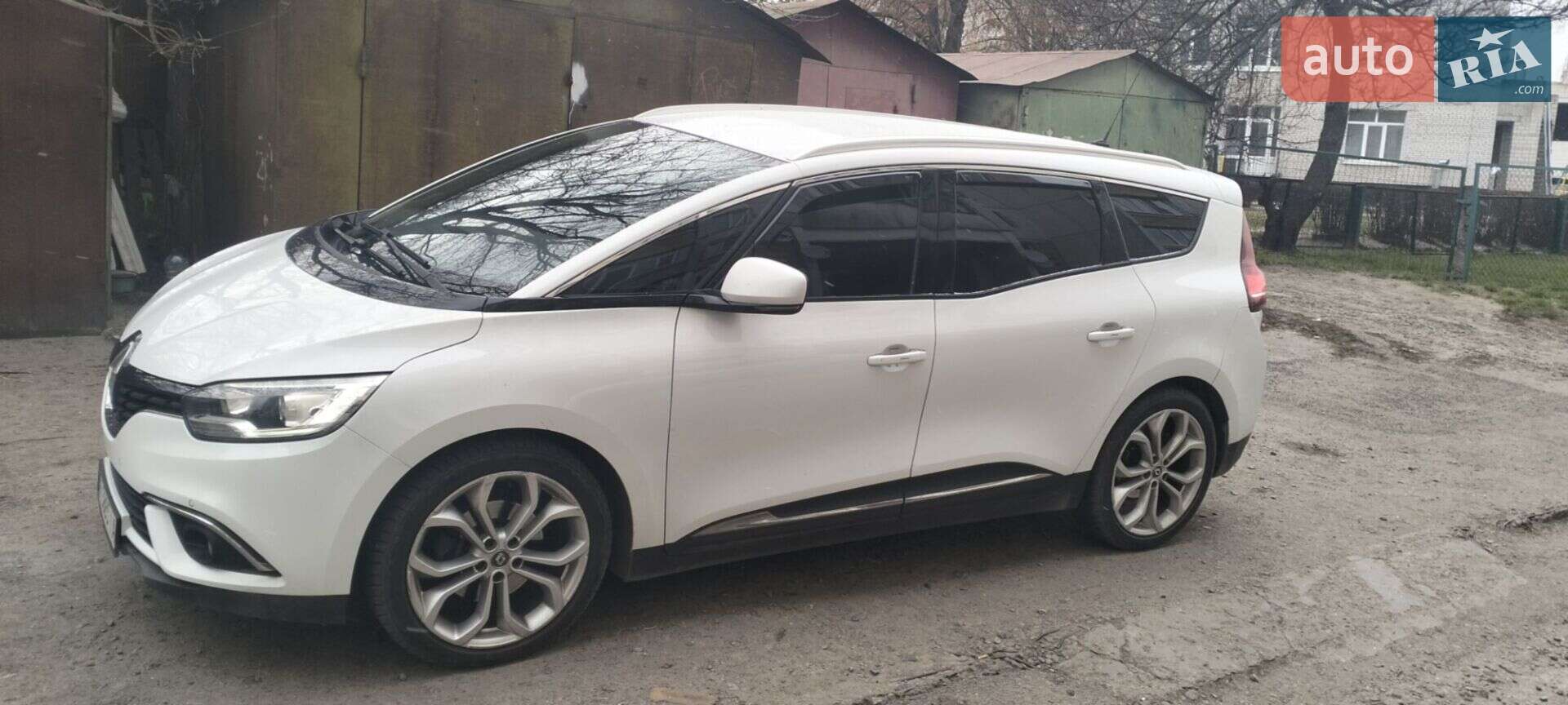 Renault Grand Scenic 2018 VIN VF1RFA00559899421 фото оголошення 8 з 17