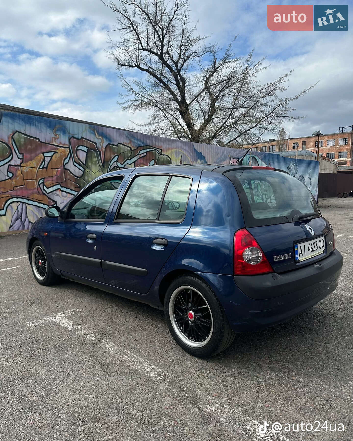 Renault Clio 2003 VIN VF1BB130A27694717 фото оголошення 2 з 15