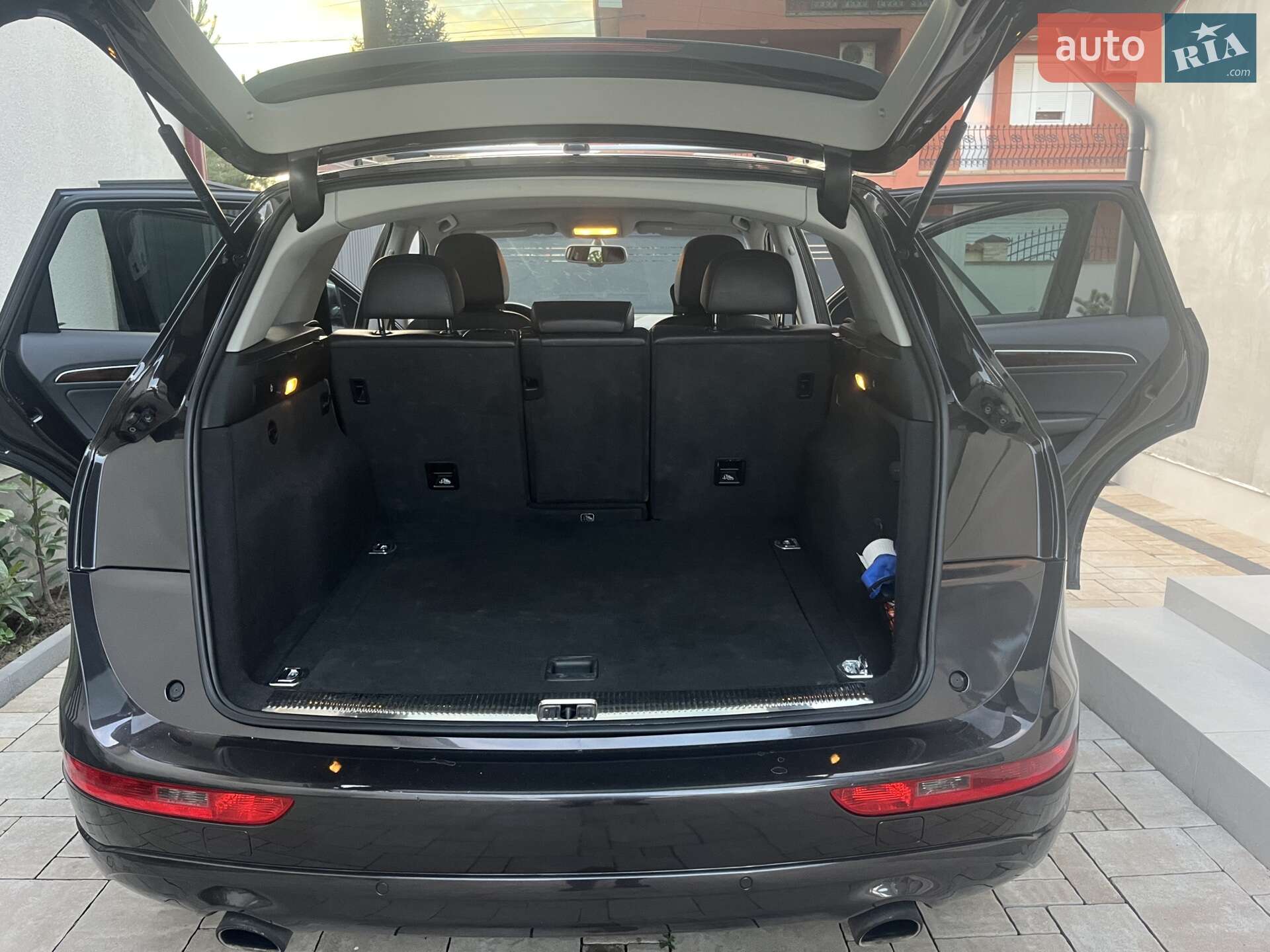 Audi Q5 2015 VIN WA1LFAFP7FA137925 фото оголошення 17 з 27