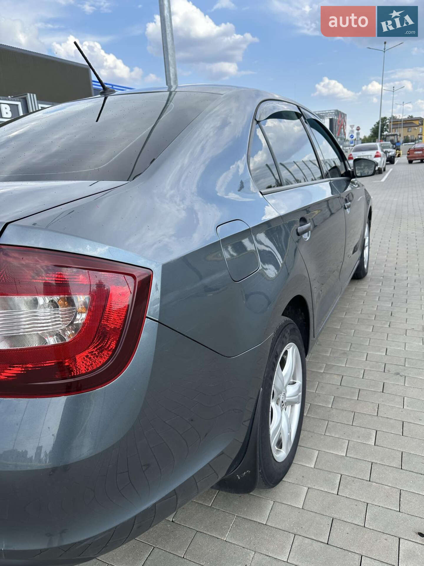 Skoda Rapid 2018 VIN TMBAR2NH4JB150901 фото оголошення 9 з 10