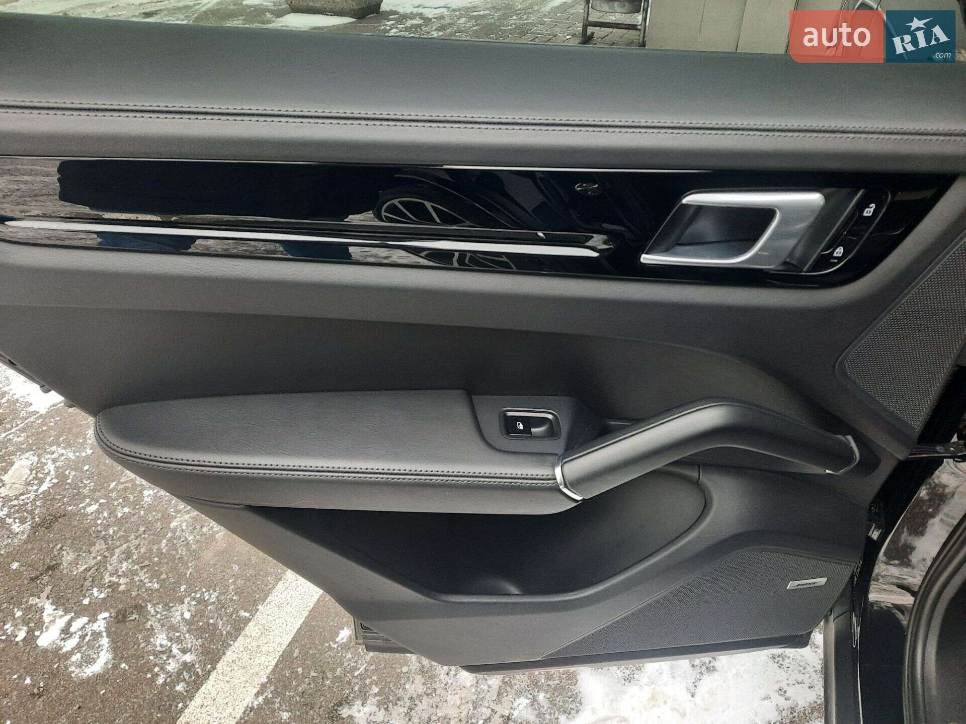 Porsche Cayenne 2019 VIN WP1ZZZ9YZLDA36299 фото оголошення 13 з 14