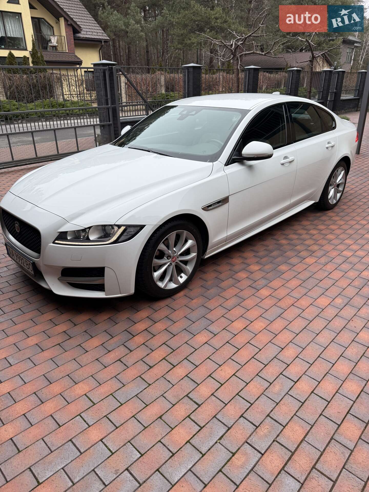 Jaguar XF 2017 VIN SAJBA4BN5JCY56093 фото оголошення 6 з 10