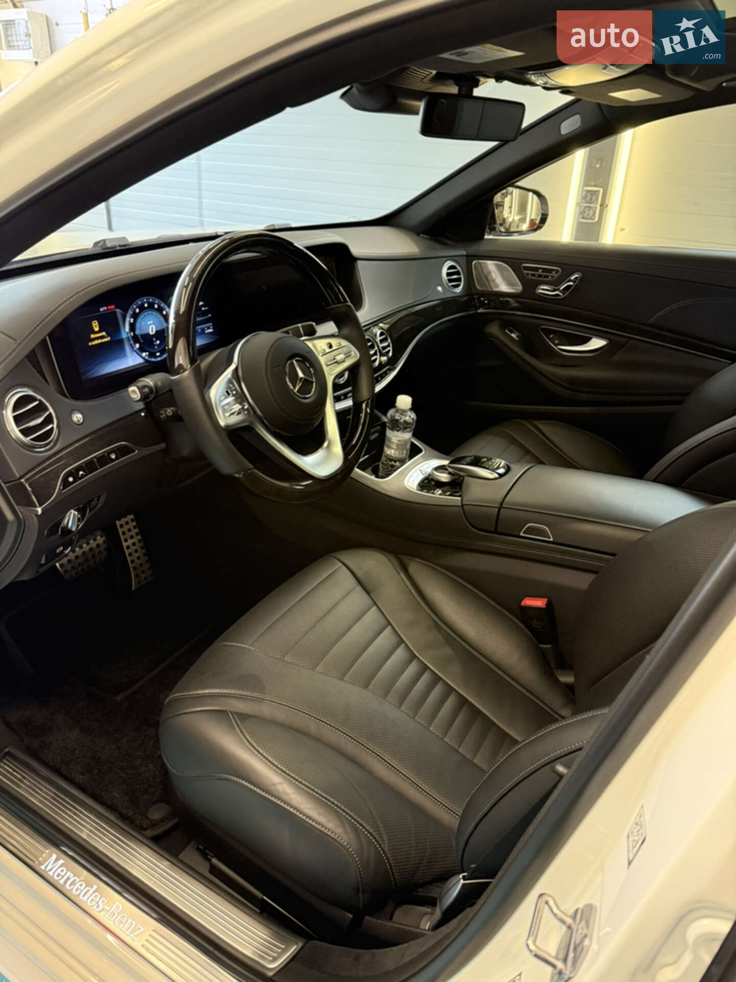 Mercedes-Benz S-Class 2018 VIN WDDUG8DB3JA418495 фото оголошення 7 з 14