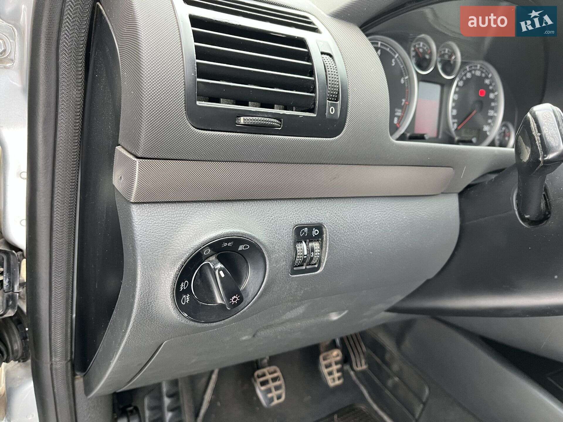Volkswagen Sharan 2006 VIN WVWZZZ7MZ6V019411 фото оголошення 9 з 21