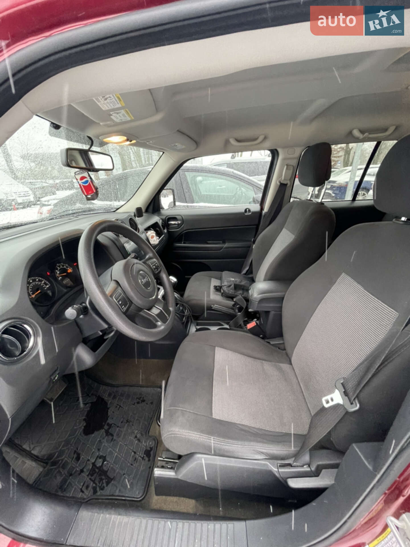 Jeep Patriot 2016 VIN 1C4NJPBAXGD811583 фото оголошення 18 з 22