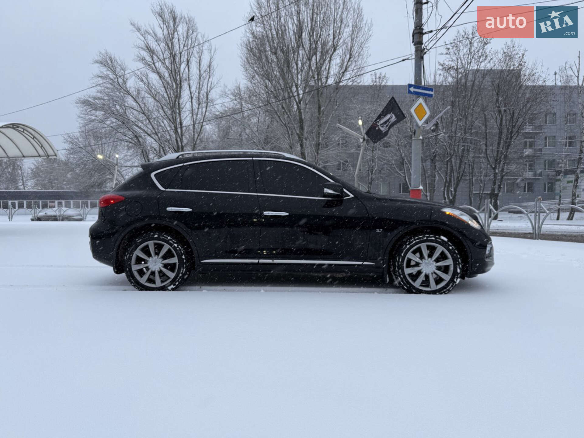 Infiniti QX50 2017 VIN JN1BJ0RR9HM415087 фото оголошення 5 з 51