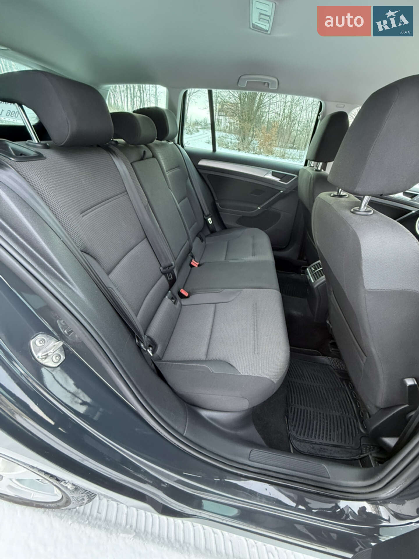 Volkswagen Golf 2013 VIN WVWZZZAUZEP550722 фото оголошення 17 з 31