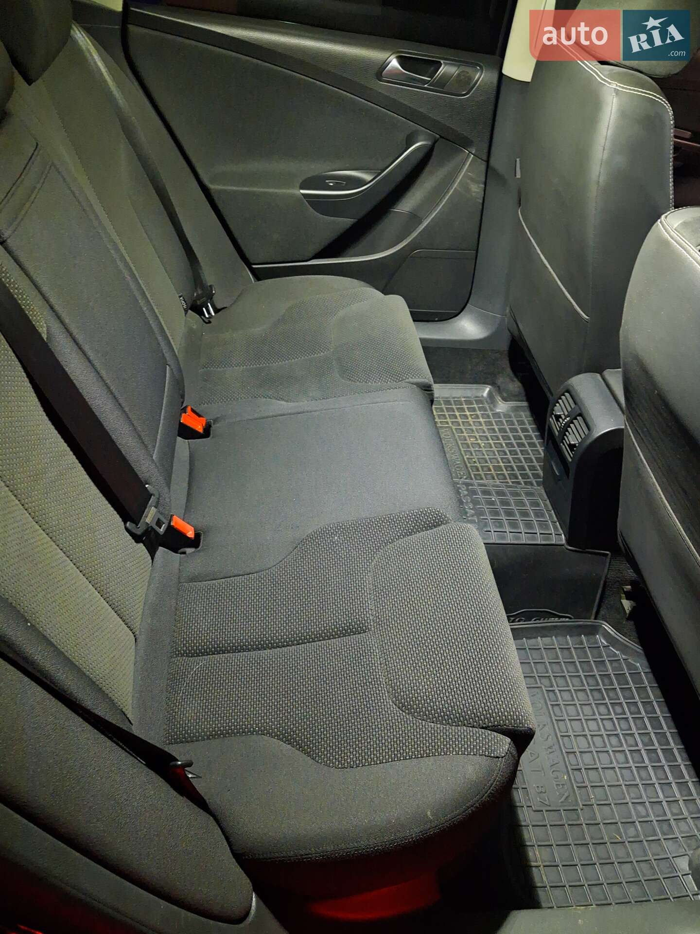 Volkswagen Passat 2010 VIN WVWZZZ3CZAE094714 фото оголошення 28 з 39