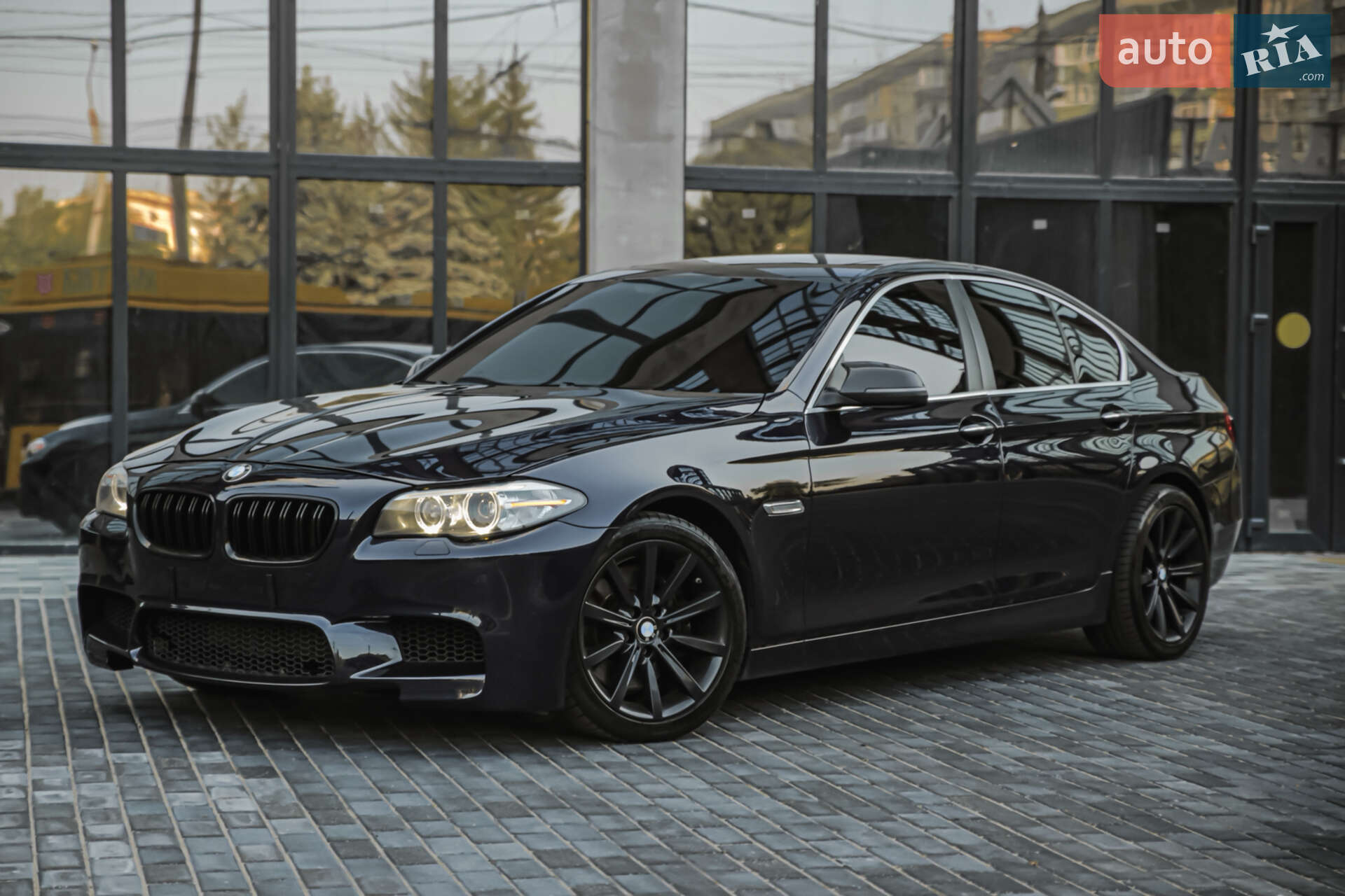 BMW 5 Series 2014 VIN WBA5B3C58ED539195 фото оголошення 9 з 13