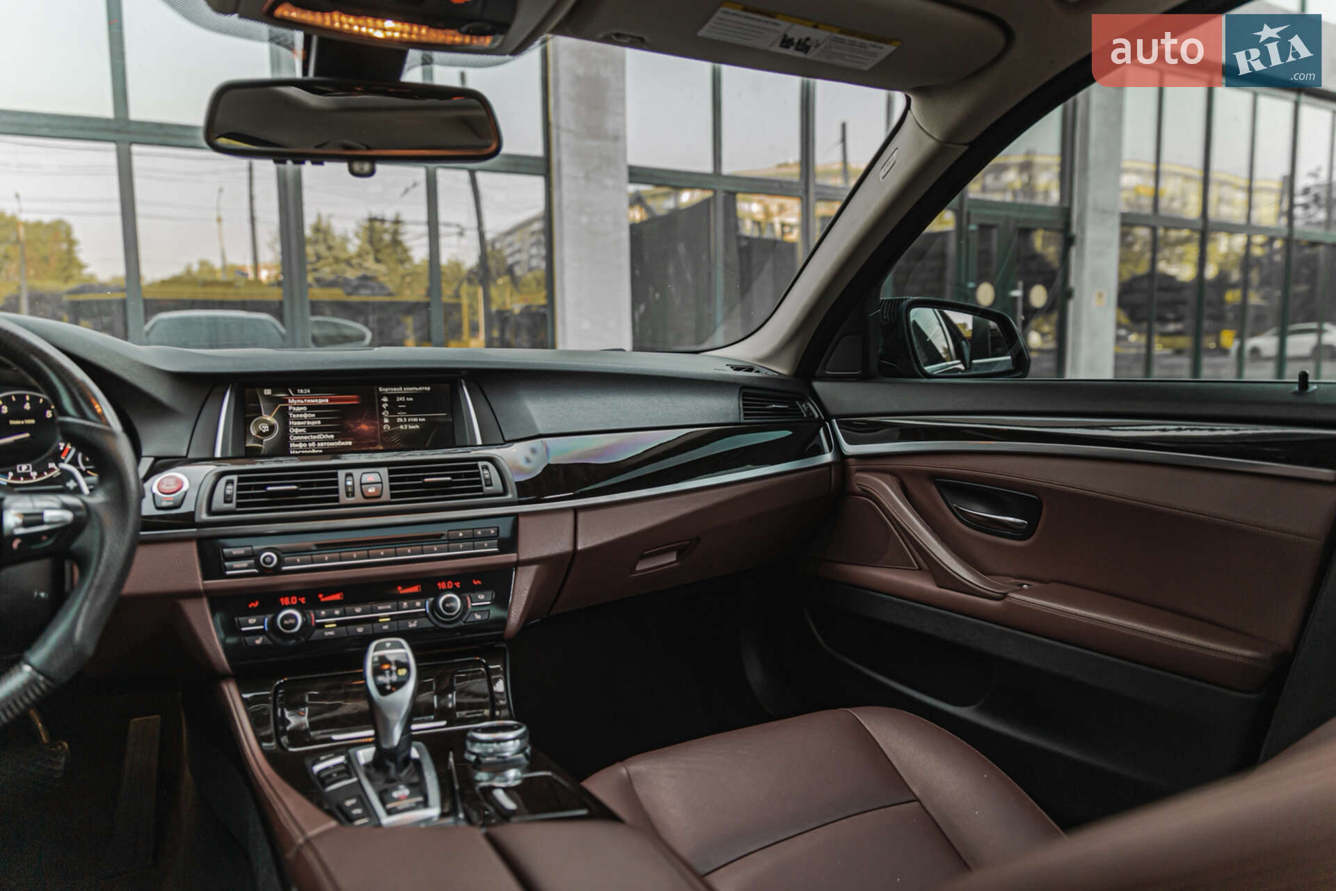 BMW 5 Series 2014 VIN WBA5B3C58ED539195 фото оголошення 11 з 13