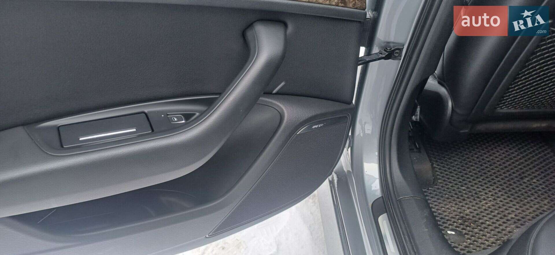 Audi A6 2016 VIN WAUG8AFC7HN015492 фото оголошення 23 з 35