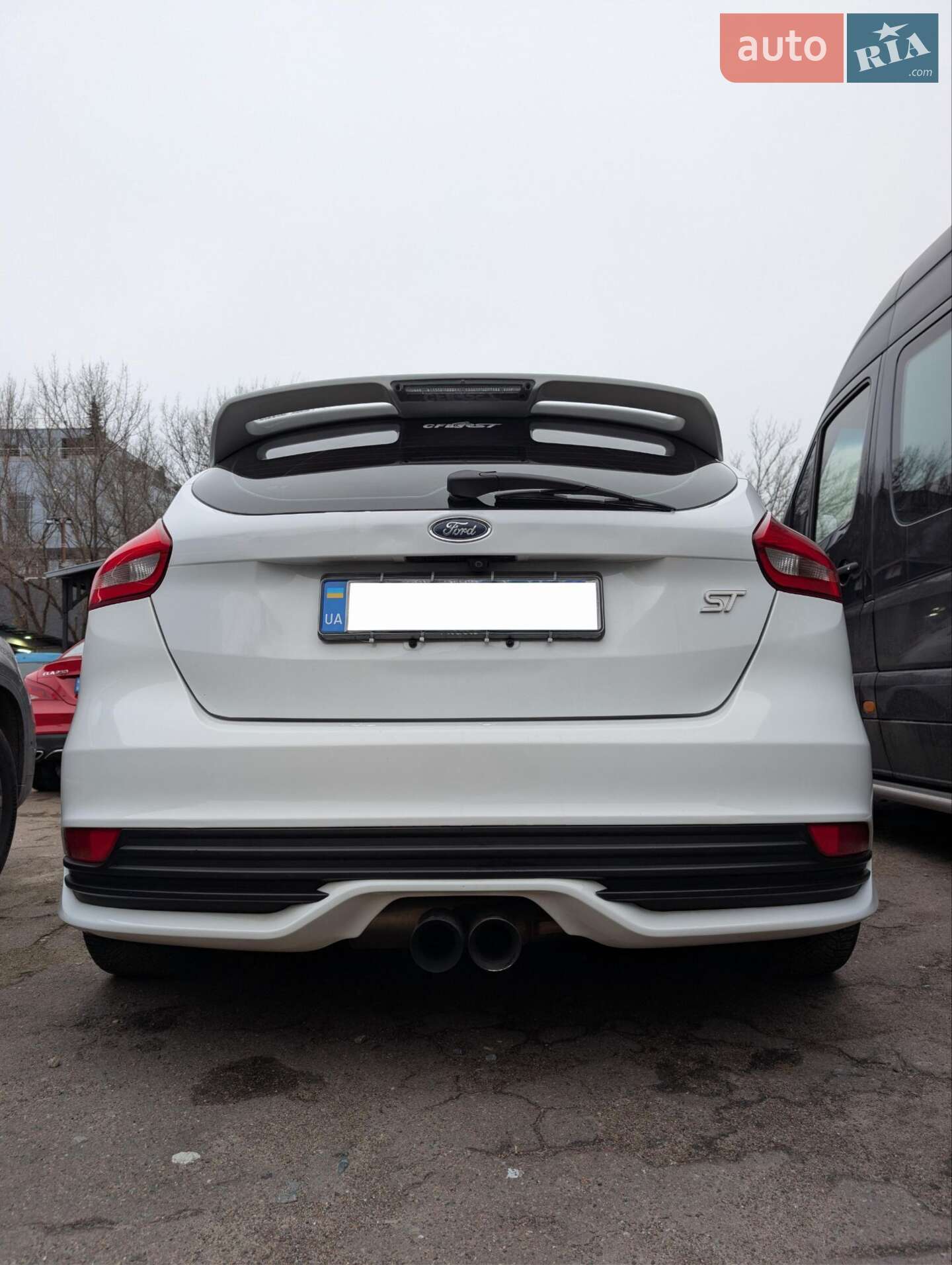 Ford Focus 2016 VIN 1FADP3L96GL402452 фото оголошення 4 з 6
