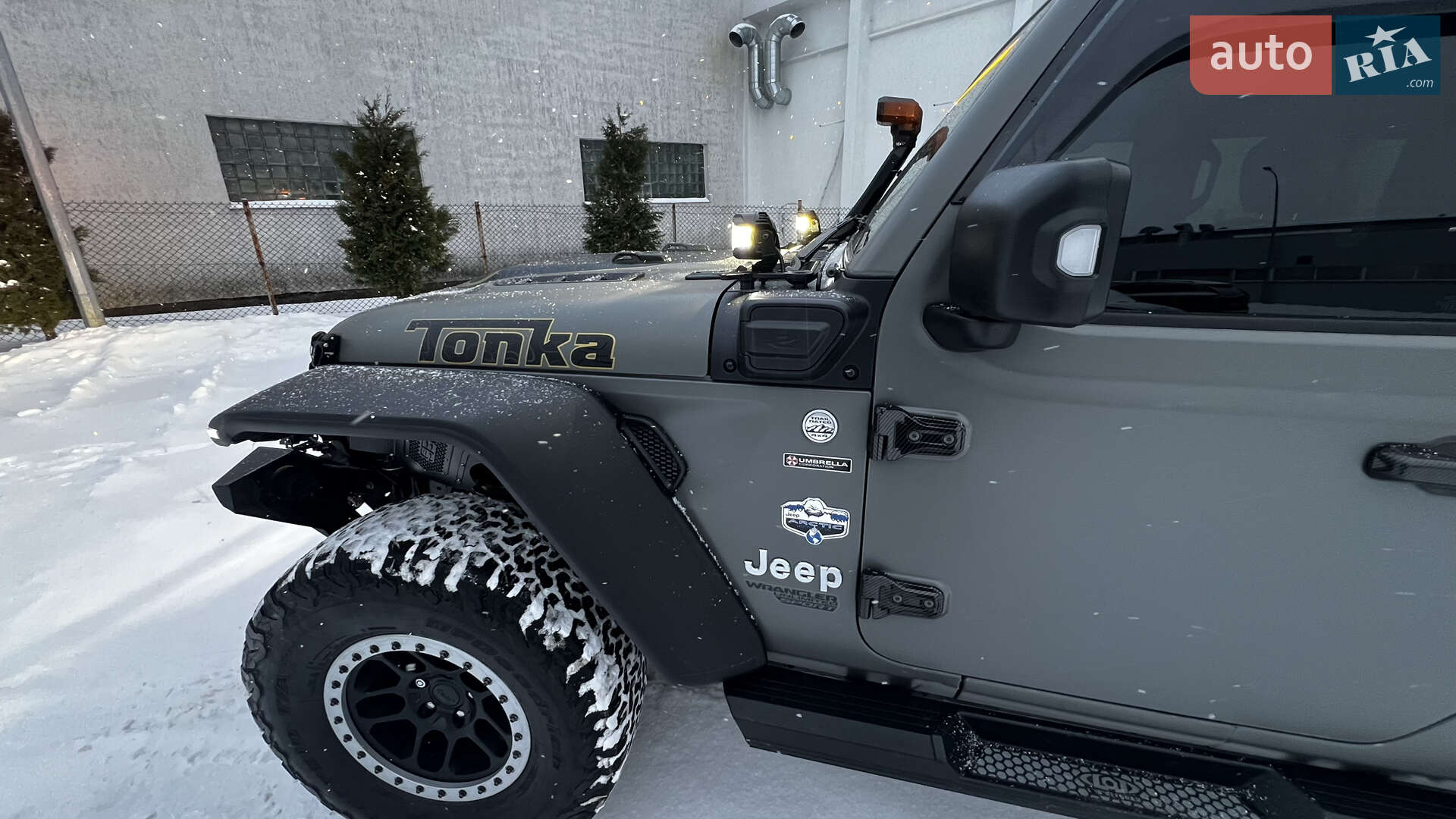 Jeep Wrangler 2018 VIN 1C4HJXDN0JW274926 фото оголошення 9 з 69