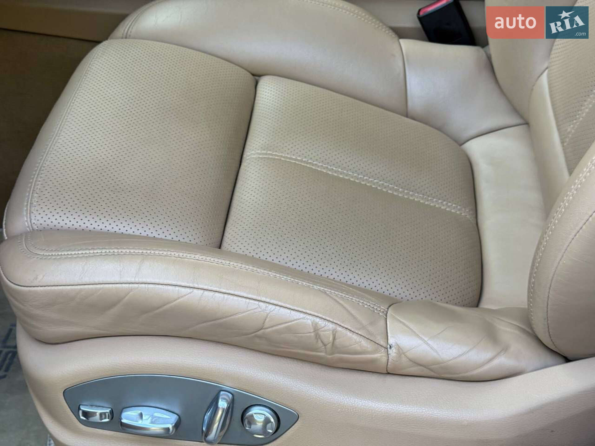 Porsche Cayenne 2012 VIN WP1AA2A27CLA10037 фото оголошення 3 з 53
