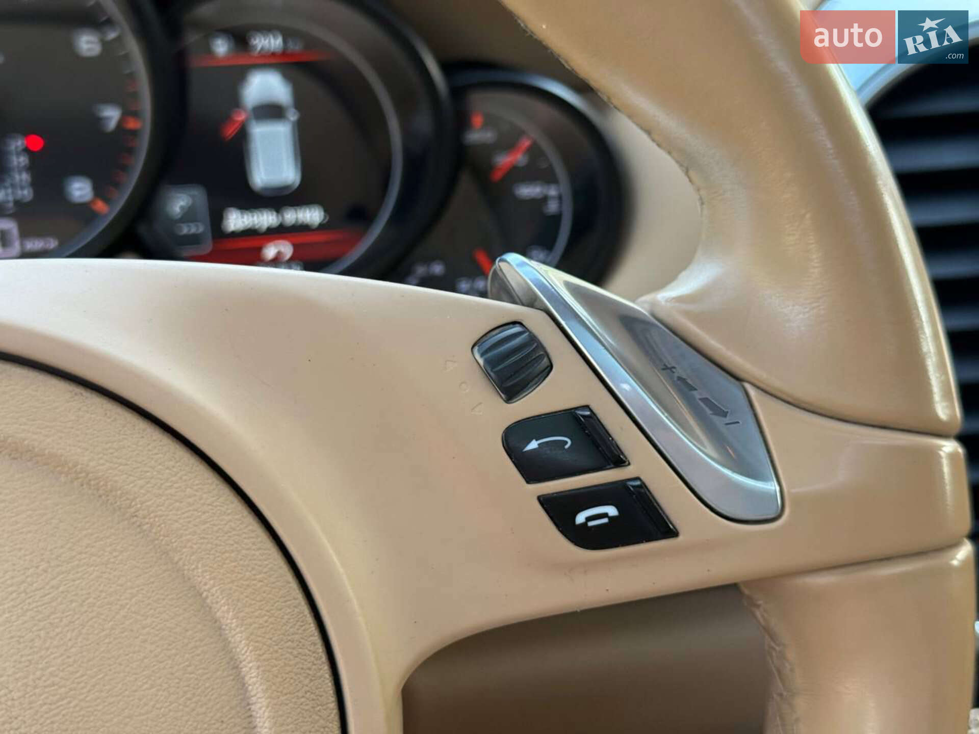 Porsche Cayenne 2012 VIN WP1AA2A27CLA10037 фото оголошення 31 з 53