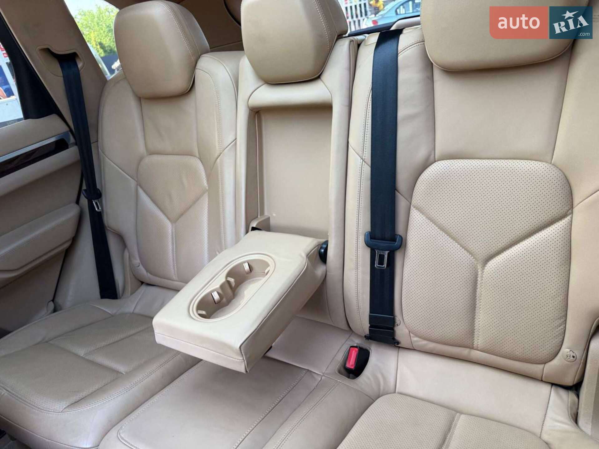 Porsche Cayenne 2012 VIN WP1AA2A27CLA10037 фото оголошення 43 з 53