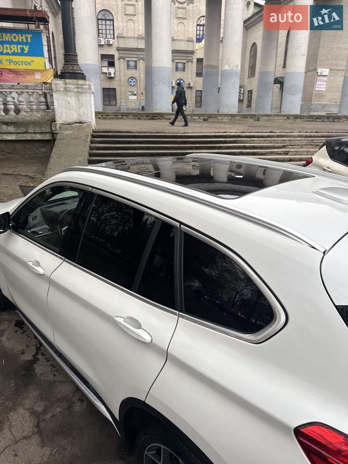 BMW X1 2017 VIN WBXHU7C35H5H36331 фото оголошення 5 з 20