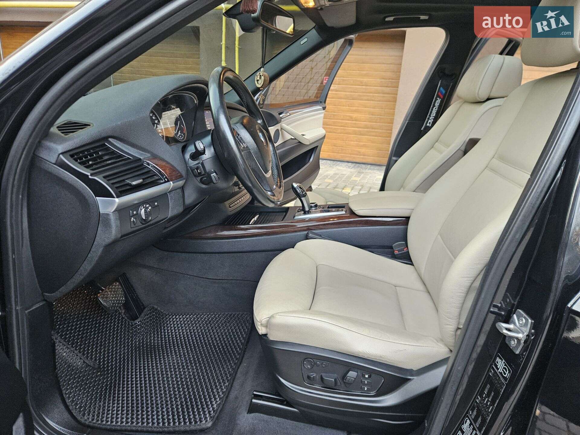 BMW X5 2011 VIN WBAZW61080L567639 фото оголошення 37 з 47