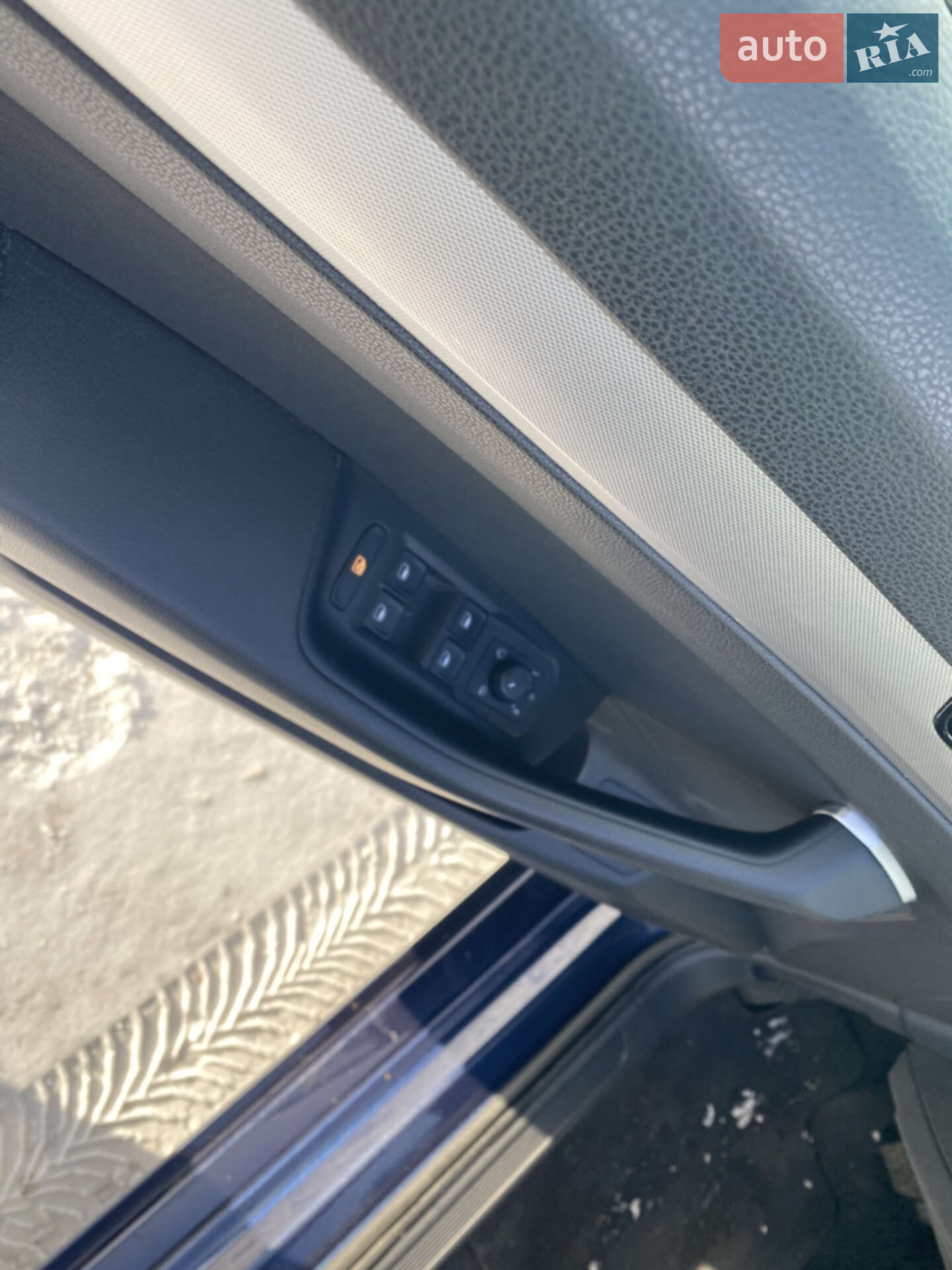 Volkswagen Passat 2015 VIN WVWZZZ3CZFE507319 фото оголошення 16 з 34