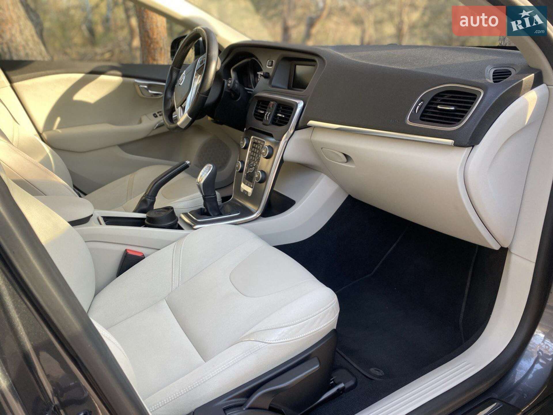 Volvo V40 2013 VIN YV1MV8481D2040659 фото оголошення 11 з 16