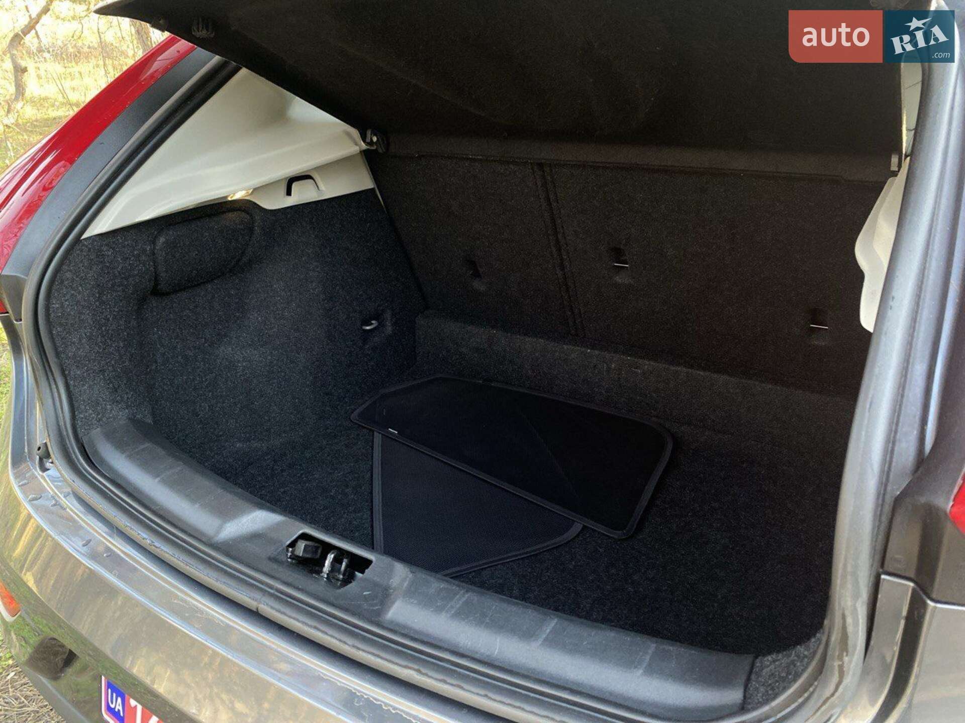 Volvo V40 2013 VIN YV1MV8481D2040659 фото оголошення 9 з 16