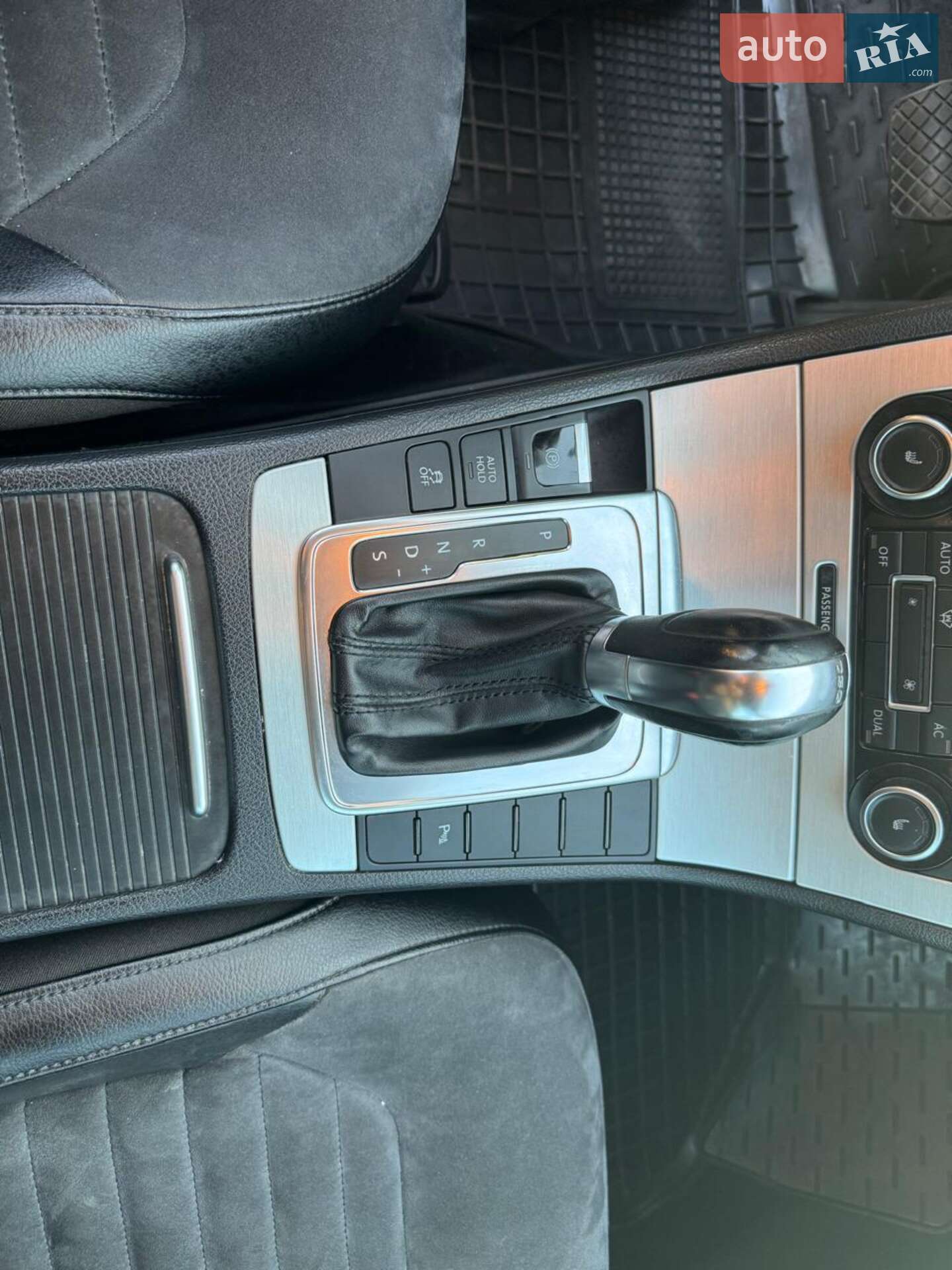 Volkswagen Passat 2011 VIN WVWZZZ3CZCP017879 фото оголошення 5 з 5