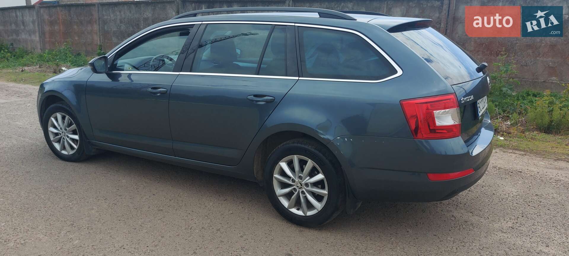 Skoda Octavia 2016 VIN TMB1JCNE8G0236462 фото оголошення 4 з 37