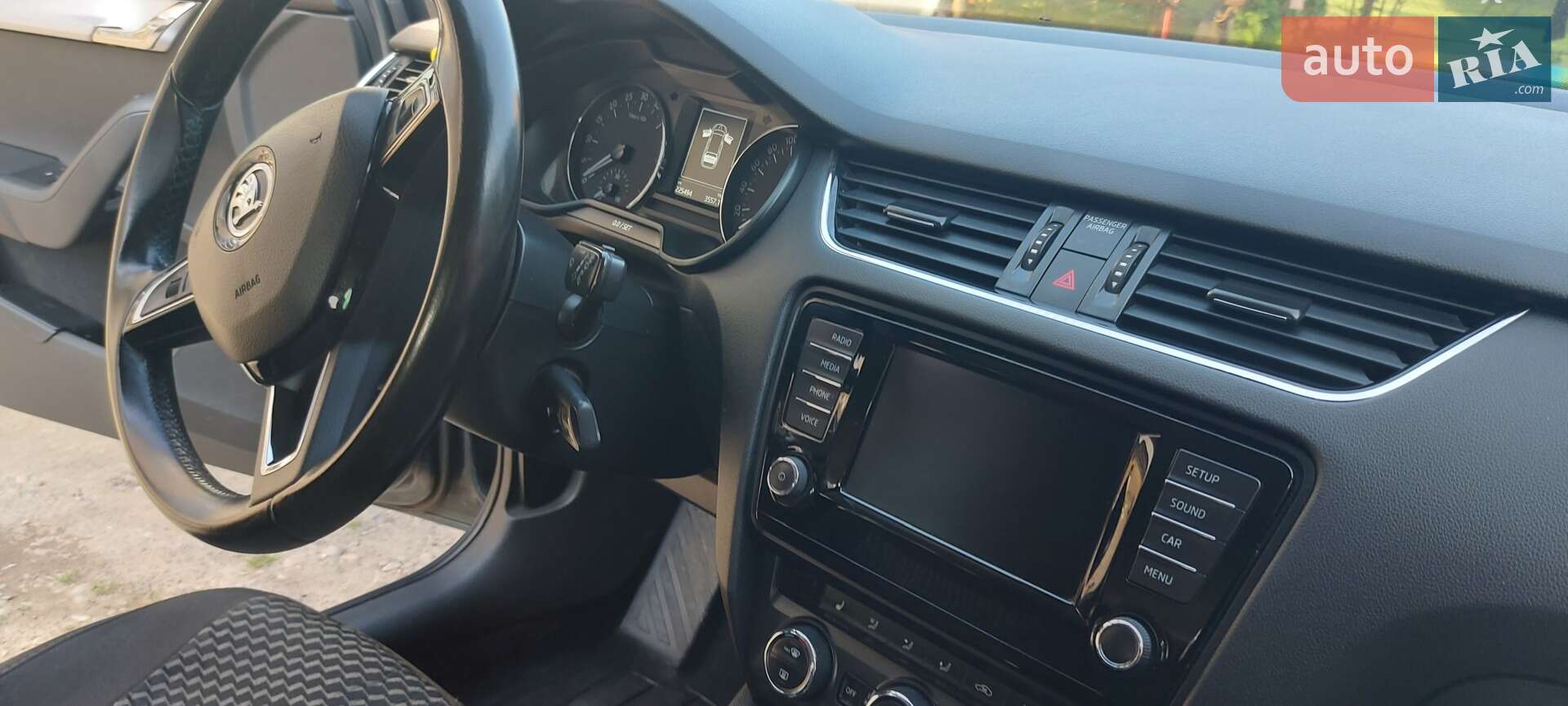 Skoda Octavia 2016 VIN TMB1JCNE8G0236462 фото оголошення 14 з 37