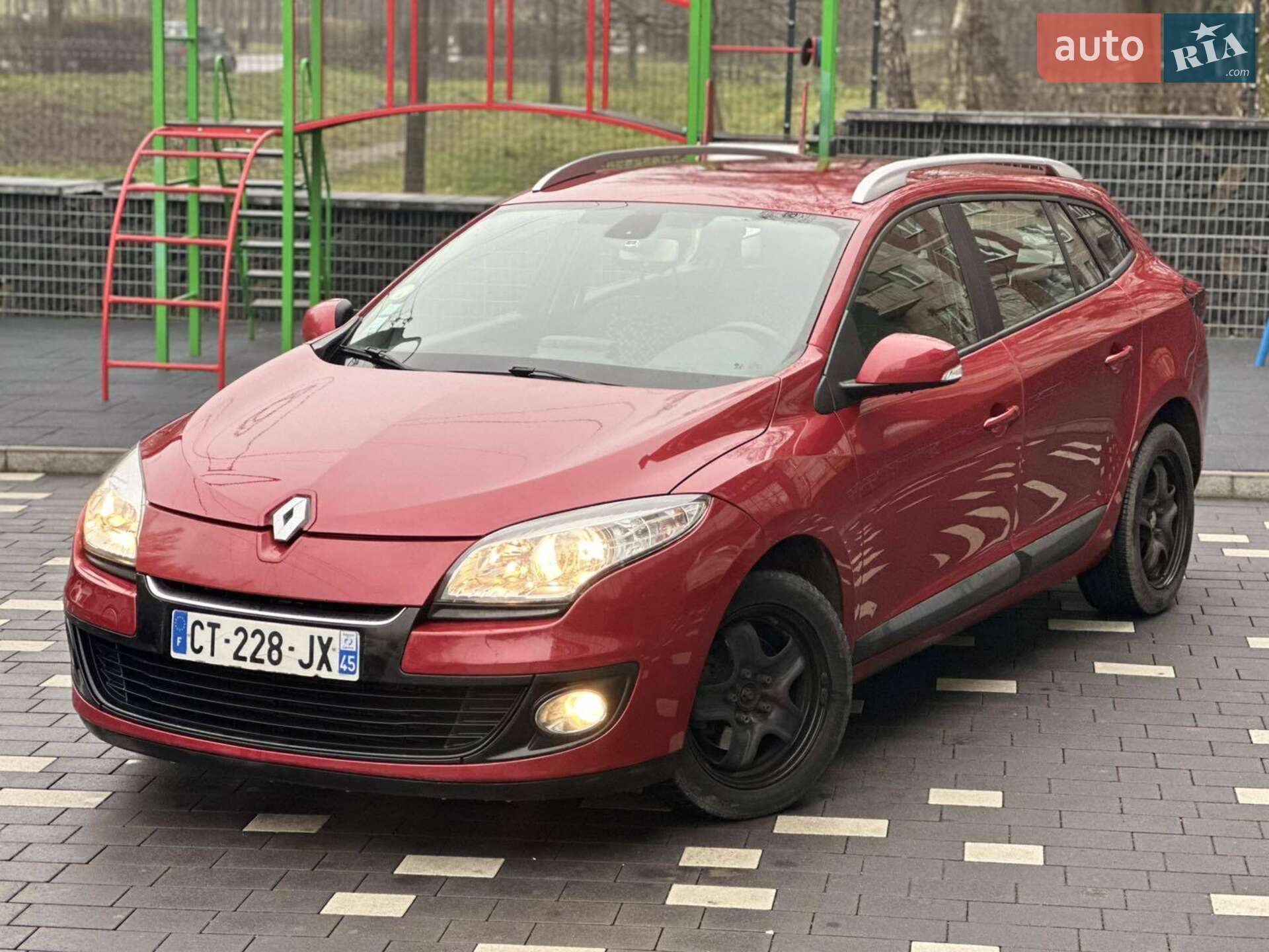 Renault Megane 2013 VIN VF1KZ140649103354 фото оголошення 2 з 20