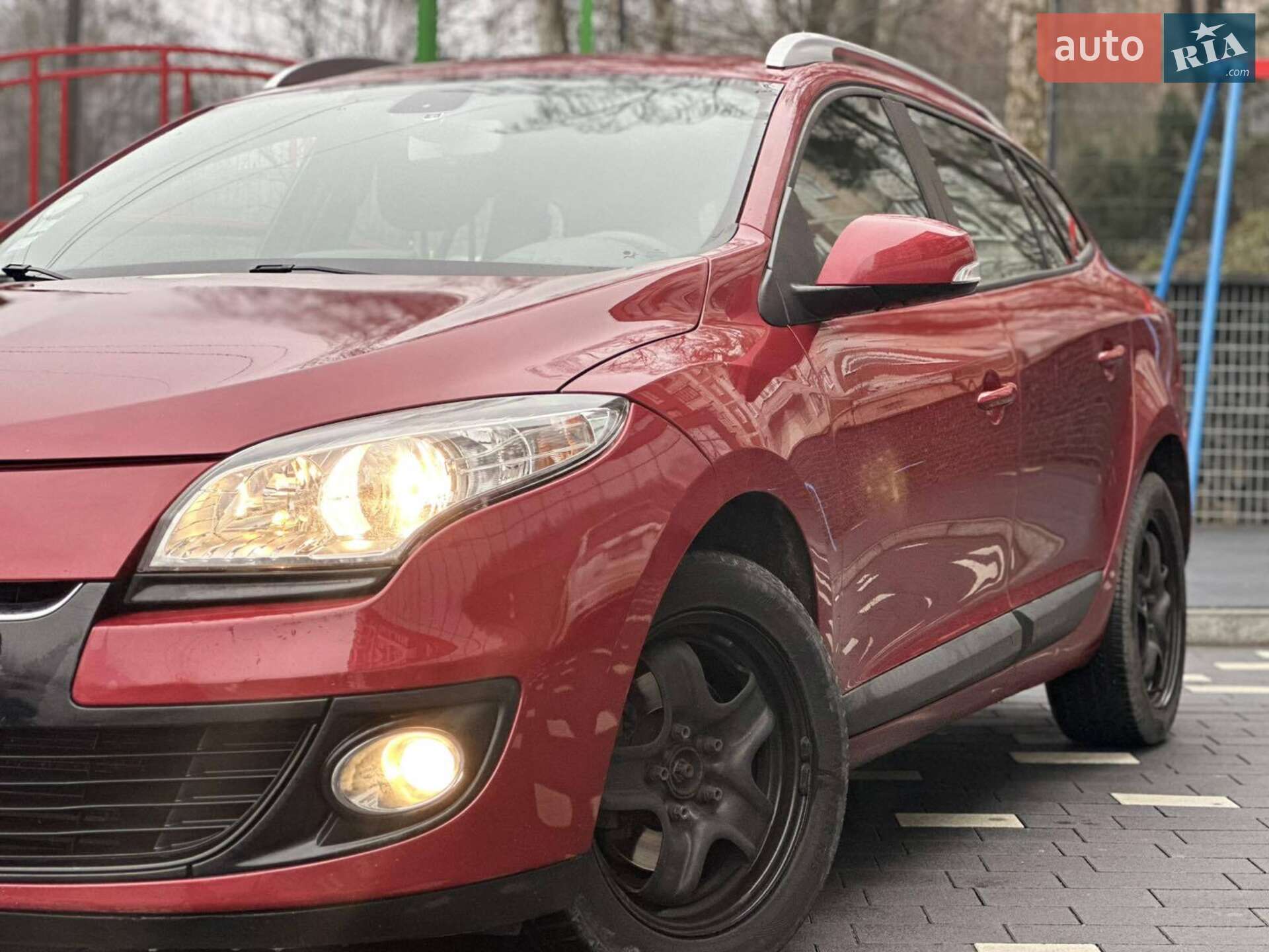 Renault Megane 2013 VIN VF1KZ140649103354 фото оголошення 3 з 20