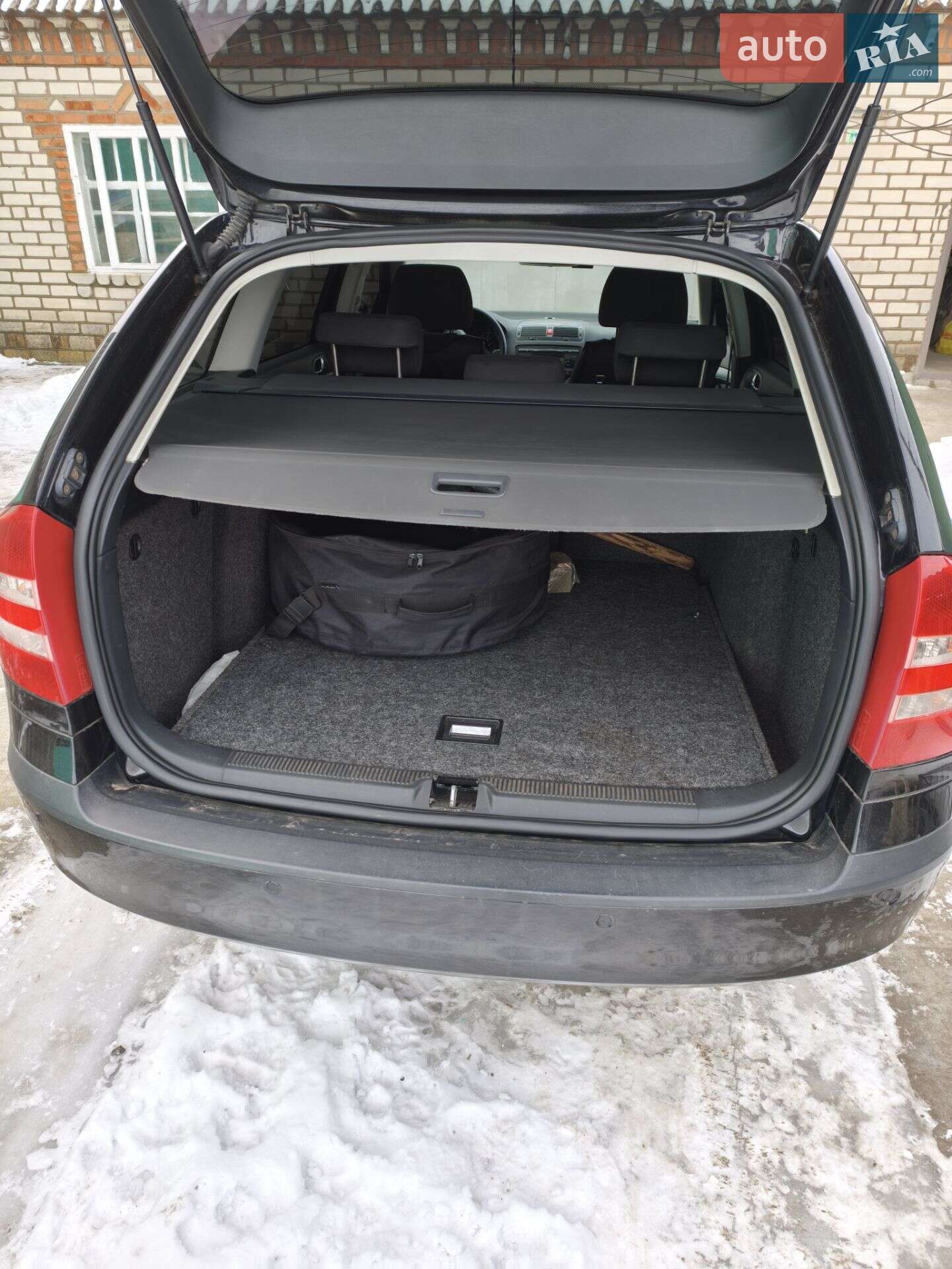Skoda Octavia 2008 VIN TMBHA61Z082220836 фото оголошення 8 з 16