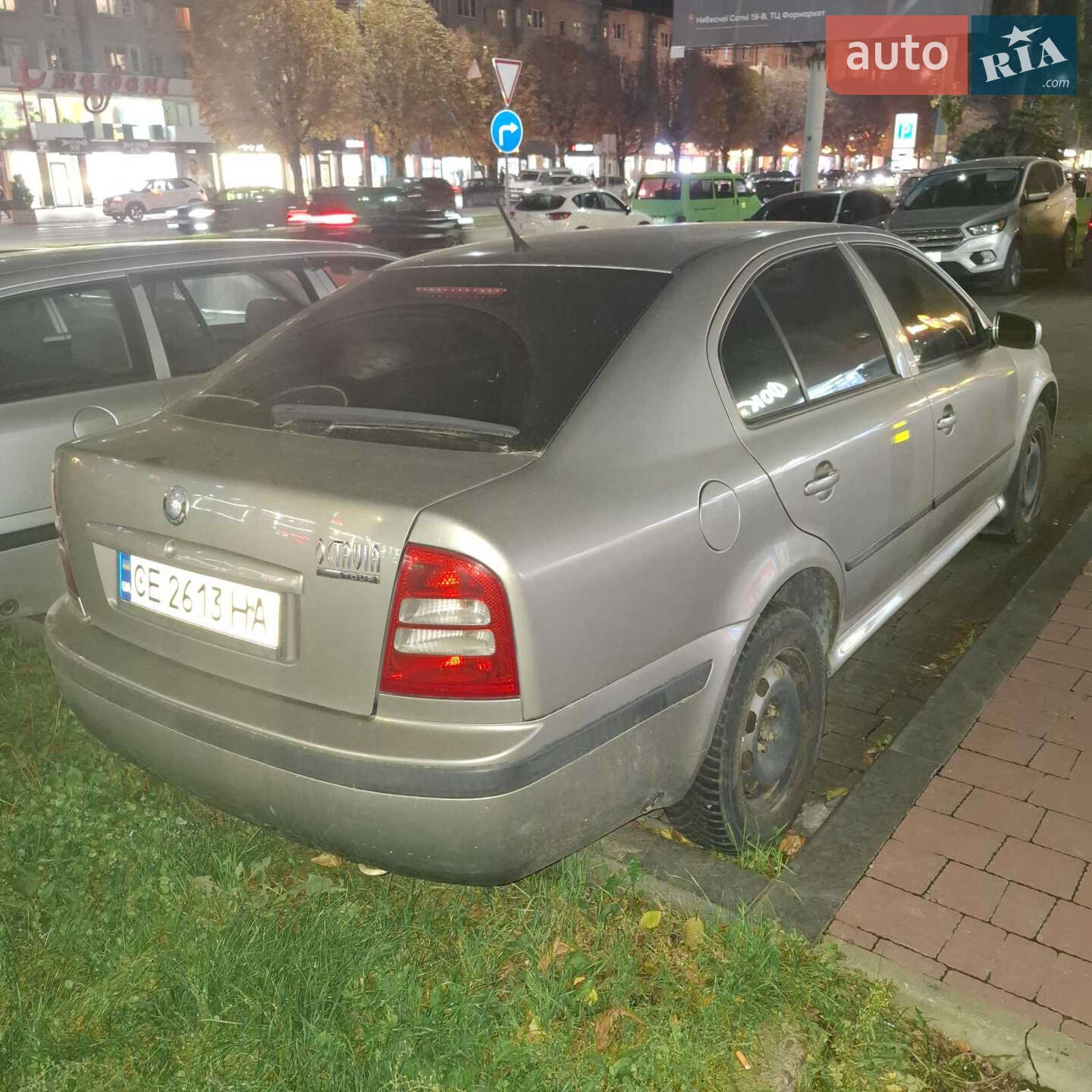 Skoda Octavia 2003 VIN TMBHX21U432750909 фото оголошення 3 з 8