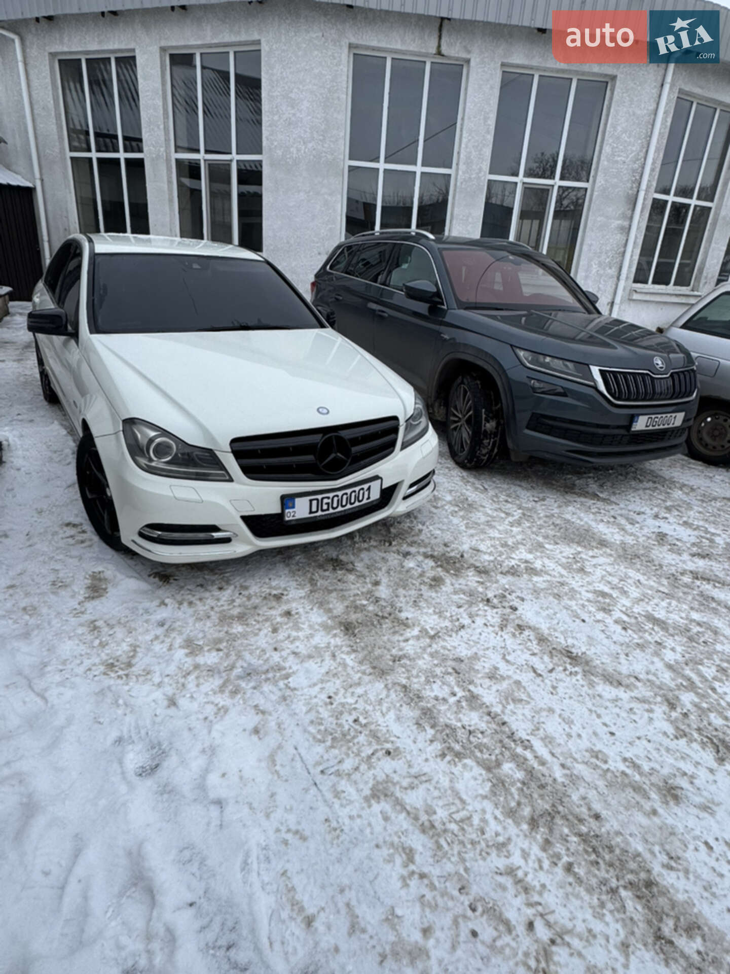 Mercedes-Benz C-Class 2011 VIN WDD2040491A651153 фото оголошення 240 з 260