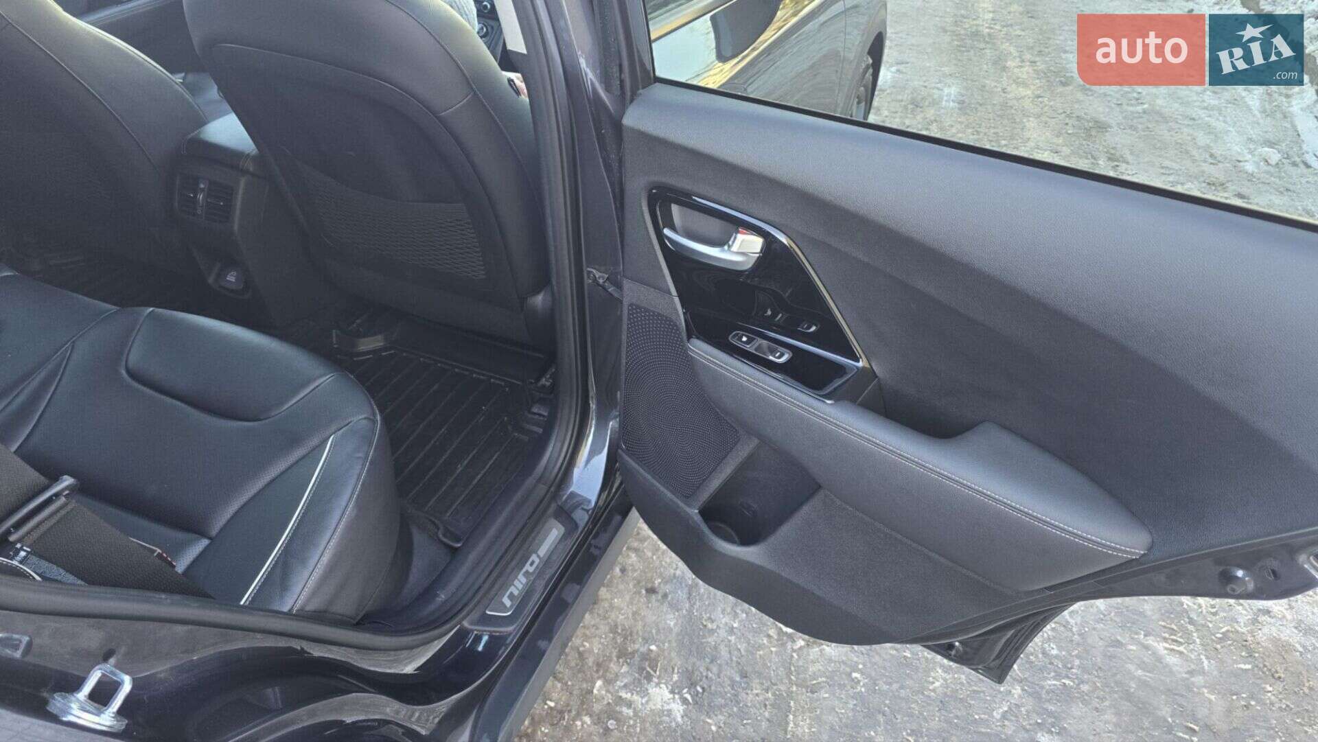 Kia Niro 2020 VIN KNACC81GFL5040090 фото оголошення 16 з 26
