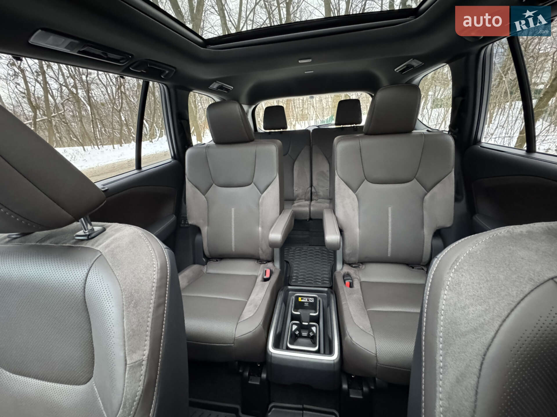 Lexus TX 2024 VIN 5TDAAAB61RS017652 фото оголошення 43 з 46