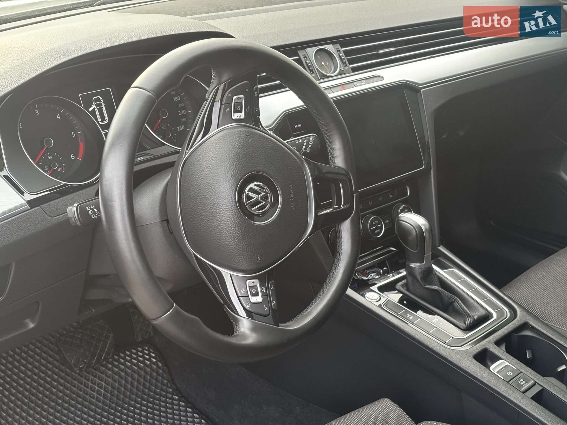 Volkswagen Passat 2017 VIN WVWZZZ3CZJE043814 фото оголошення 10 з 18