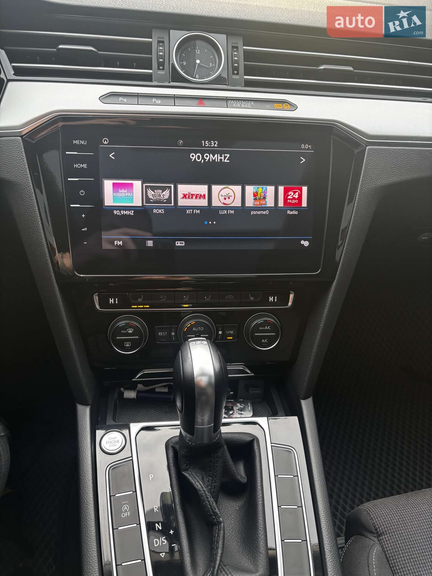 Volkswagen Passat 2017 VIN WVWZZZ3CZJE043814 фото оголошення 14 з 18