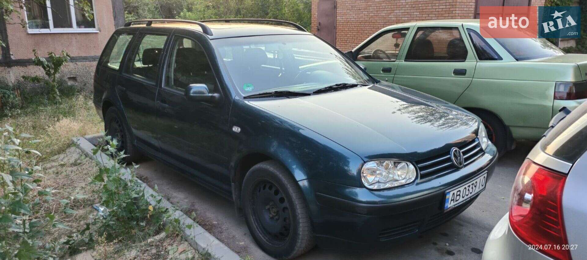 Volkswagen Golf 2001 VIN WVWZZZ1JZ2W028820 фото оголошення 2 з 7