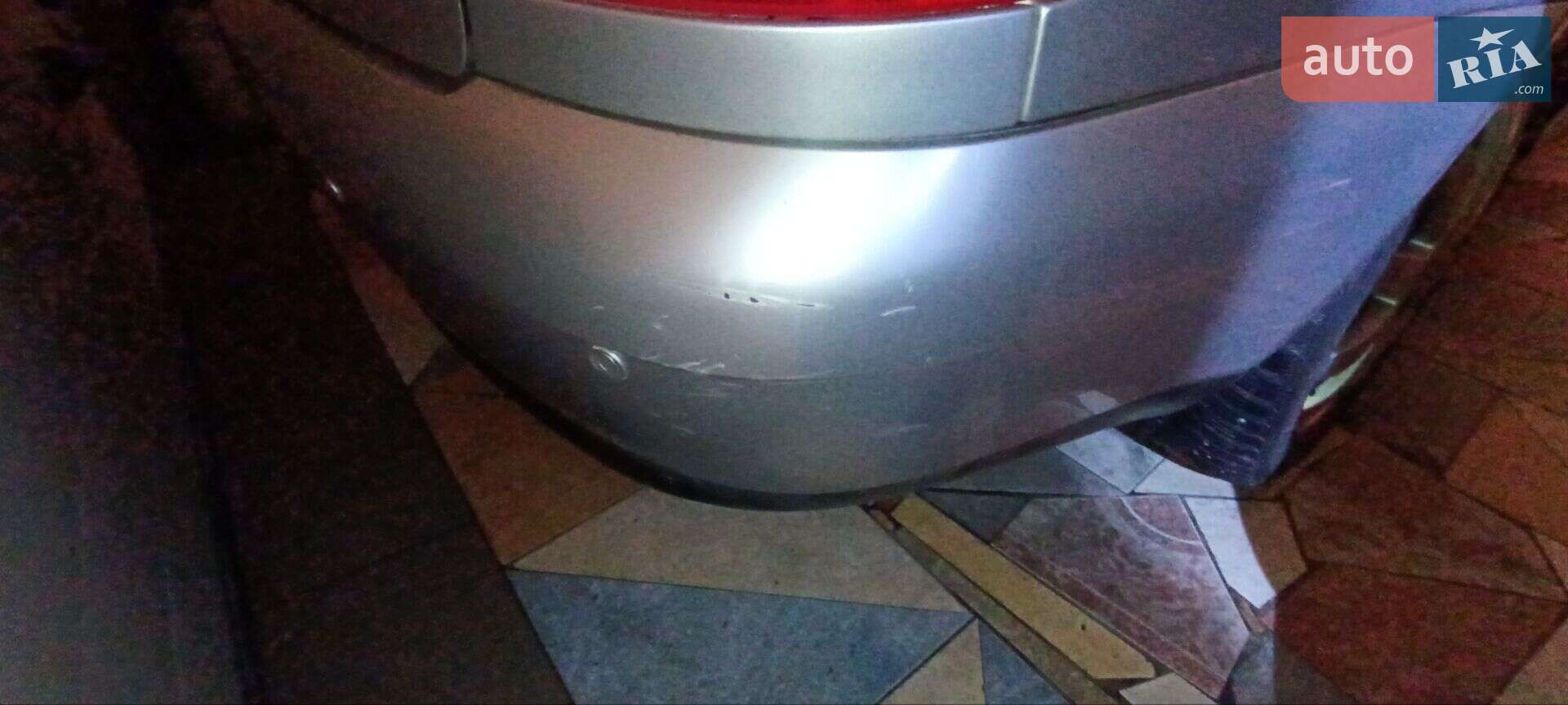 Audi A4 2000 VIN WAUZZZ8DZ1A056830 фото оголошення 9 з 19