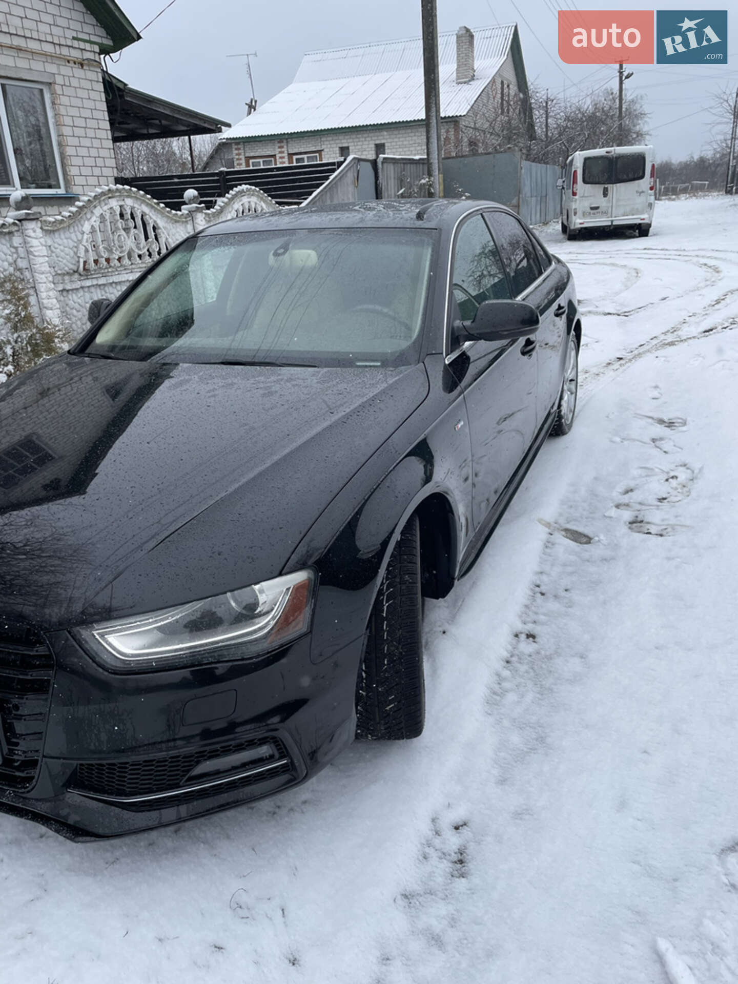 Audi A4 2014 VIN WAUFFAFL9FN027223 фото оголошення 3 з 19