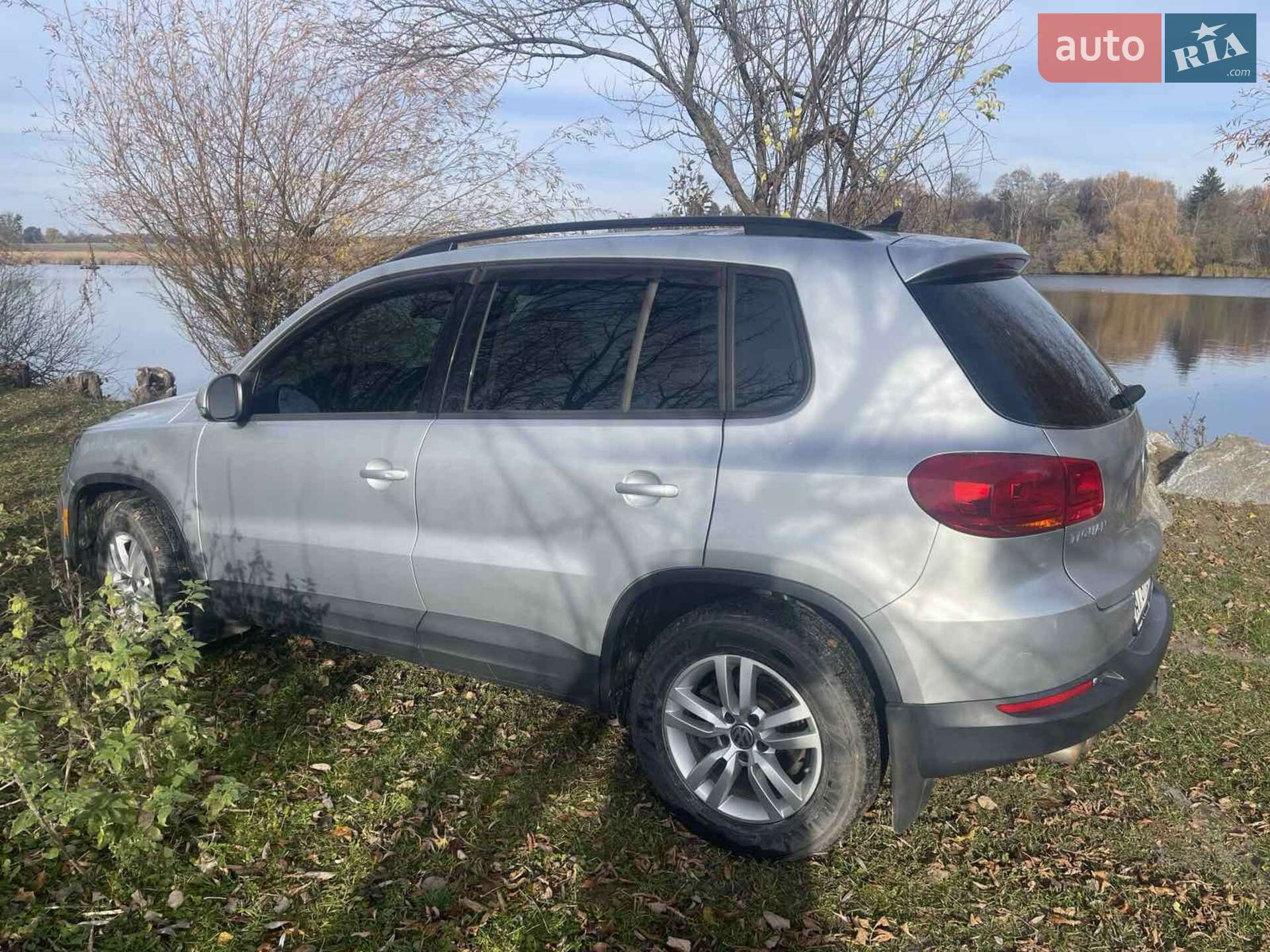 Volkswagen Tiguan 2016 VIN WVGBV7AX1HK004505 фото оголошення 6 з 8