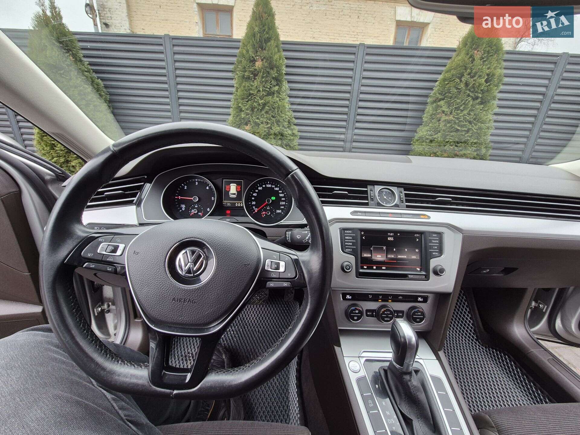 Volkswagen Passat 2015 VIN WVWZZZ3CZGE063581 фото оголошення 17 з 32