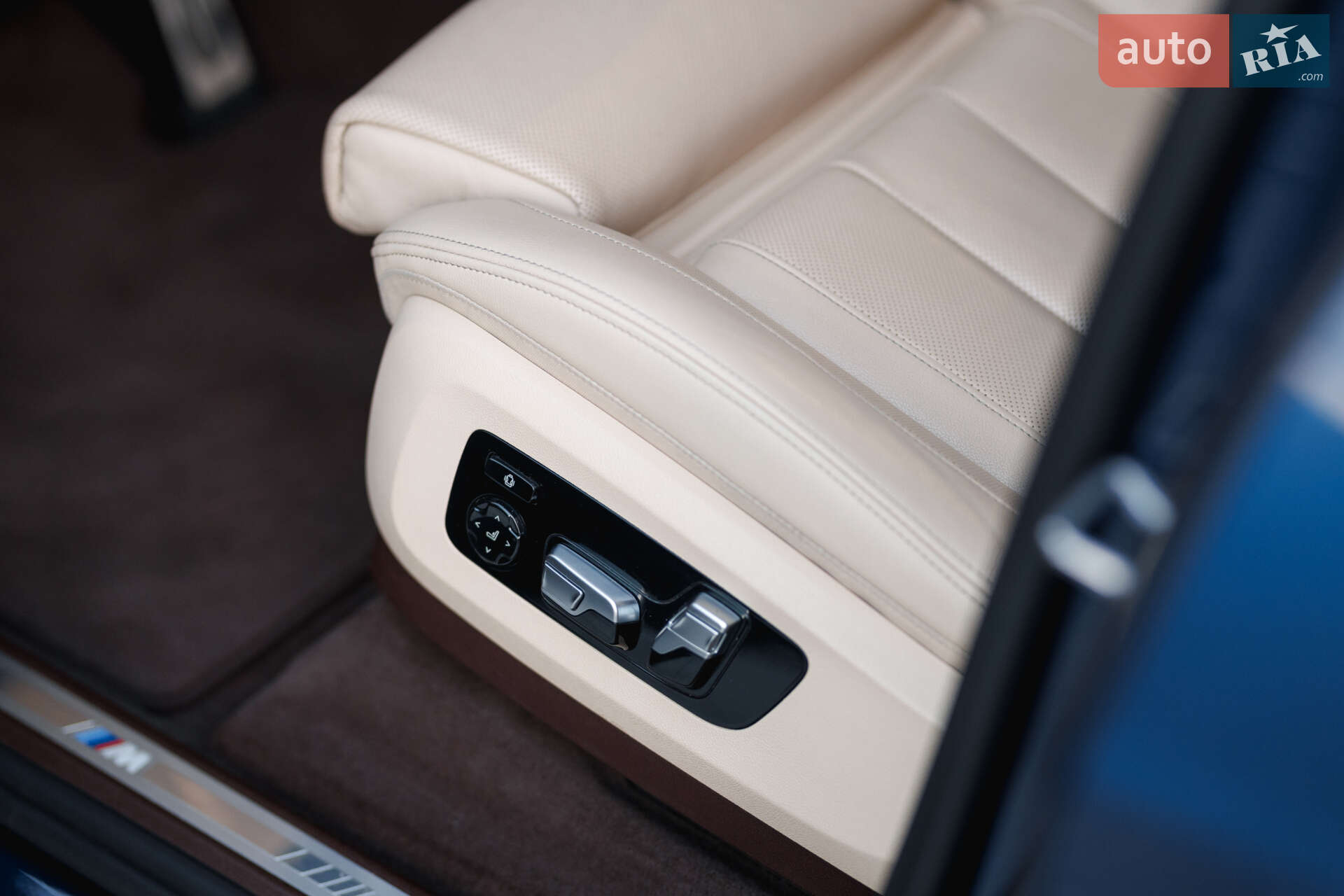 BMW X5 2019 VIN WBACV61080LK09109 фото оголошення 25 з 76
