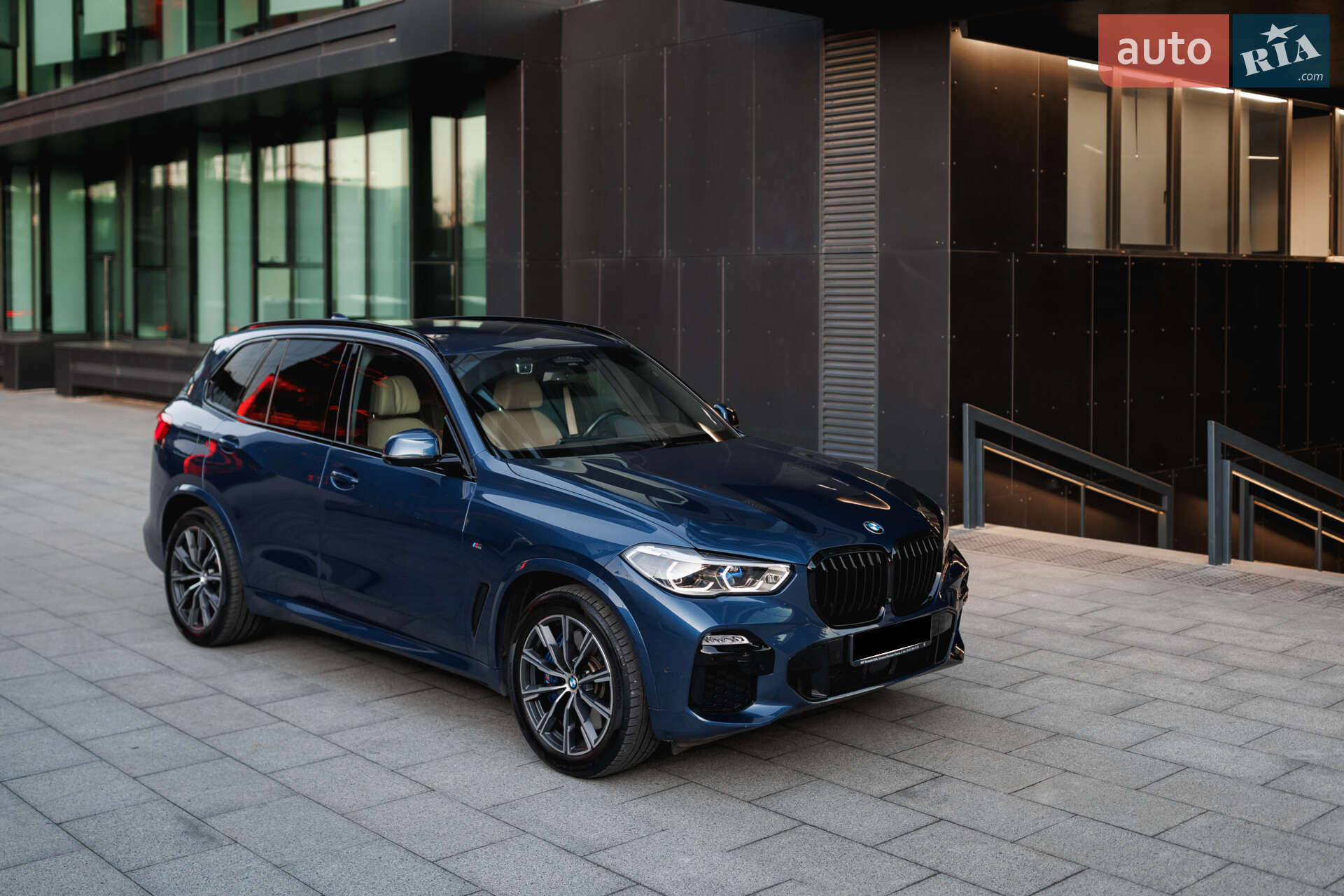 BMW X5 2019 VIN WBACV61080LK09109 фото оголошення 32 з 76
