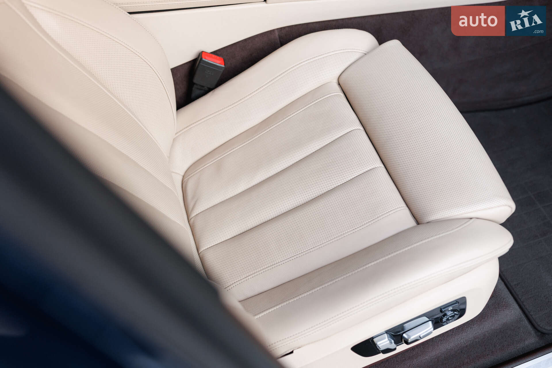 BMW X5 2019 VIN WBACV61080LK09109 фото оголошення 63 з 76